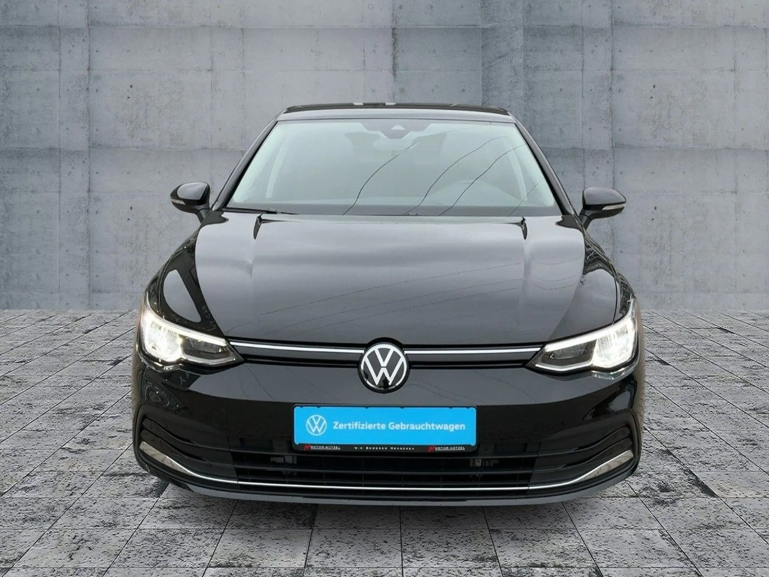 Volkswagen - Golf