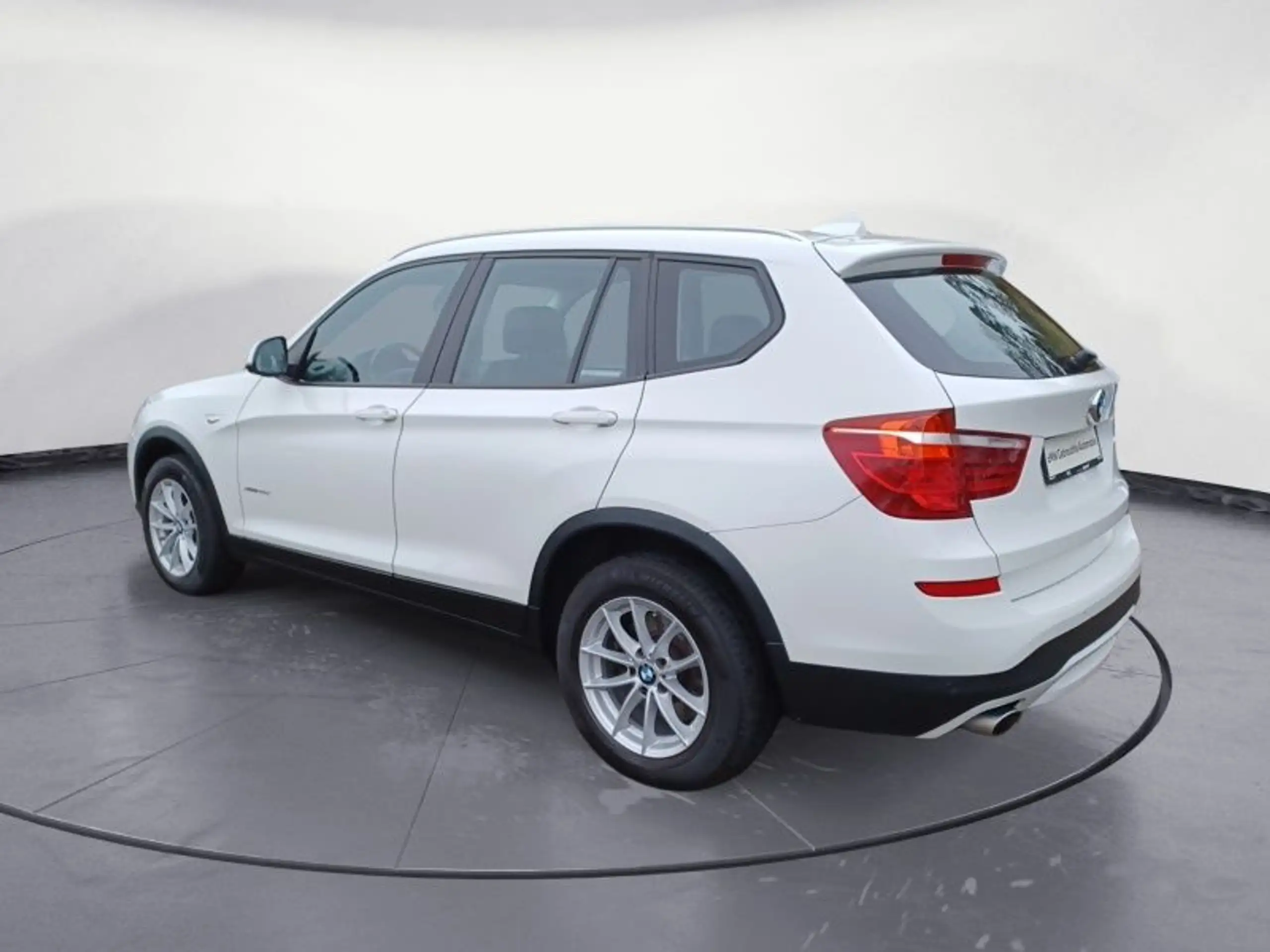 BMW - X3