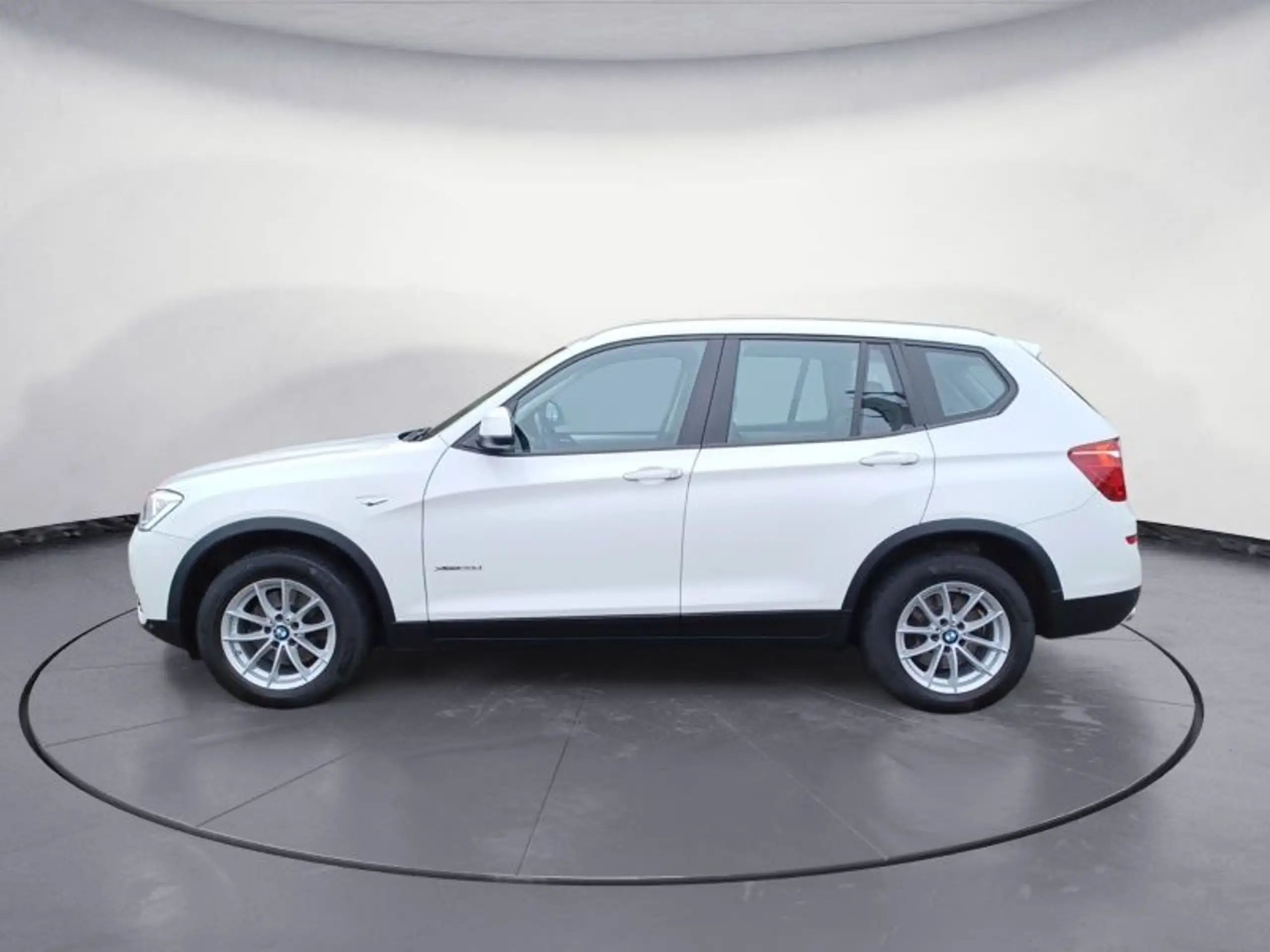 BMW - X3