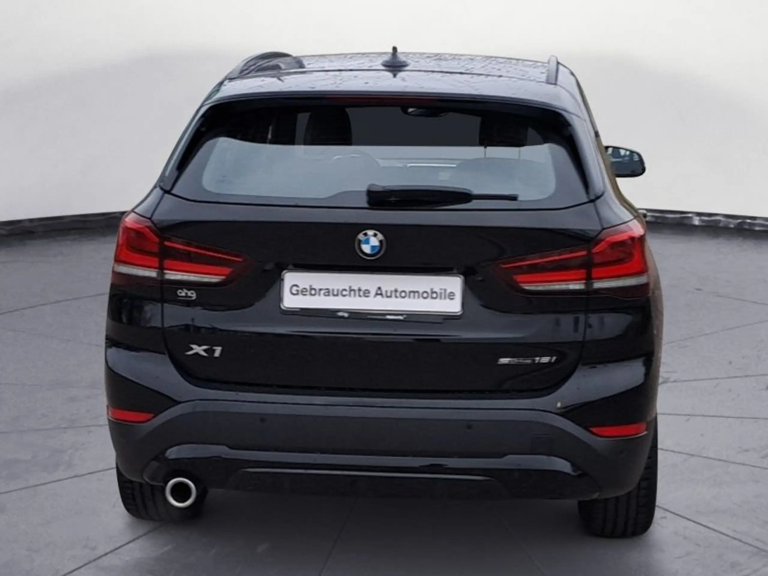 BMW - X1