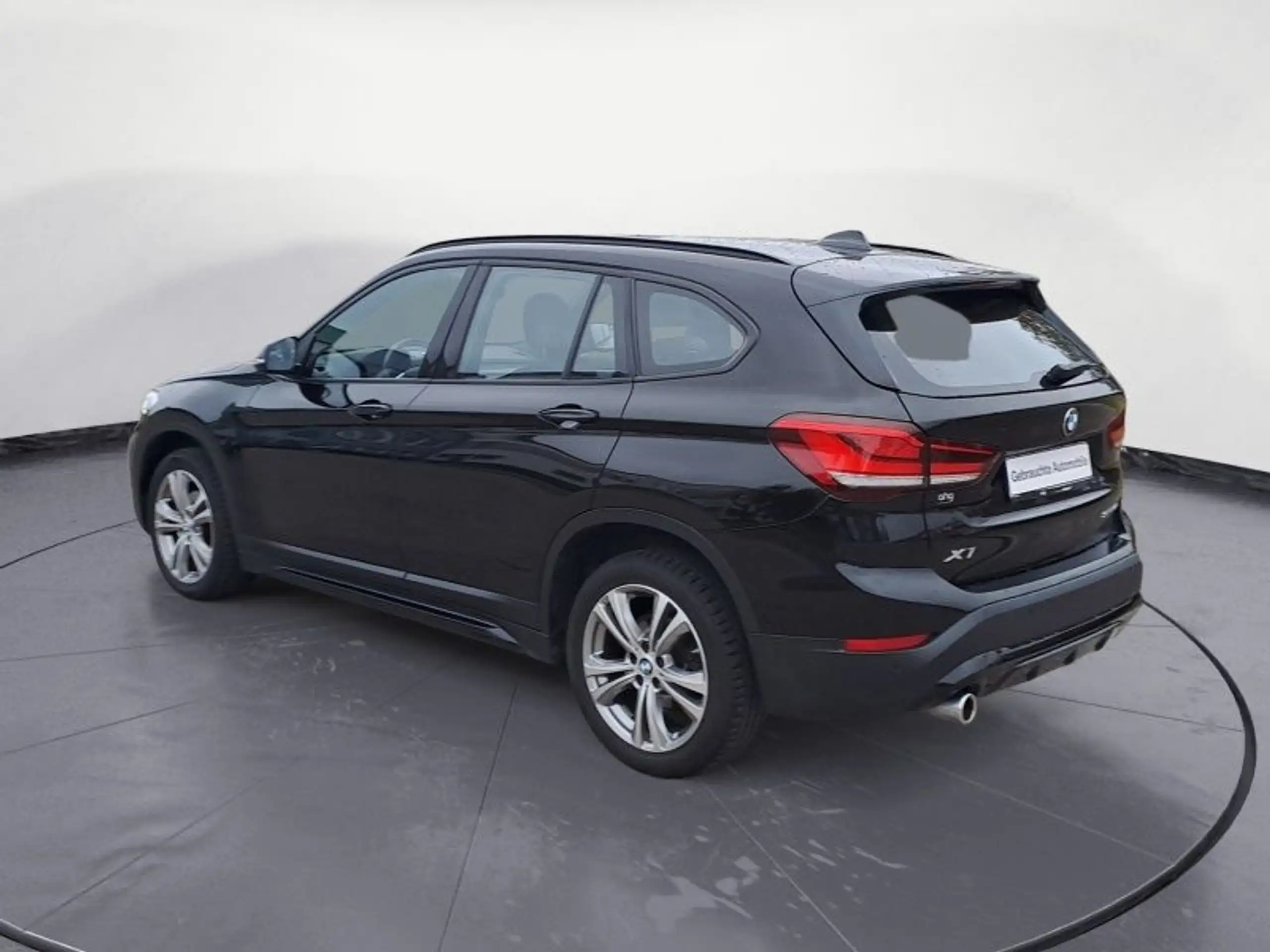 BMW - X1