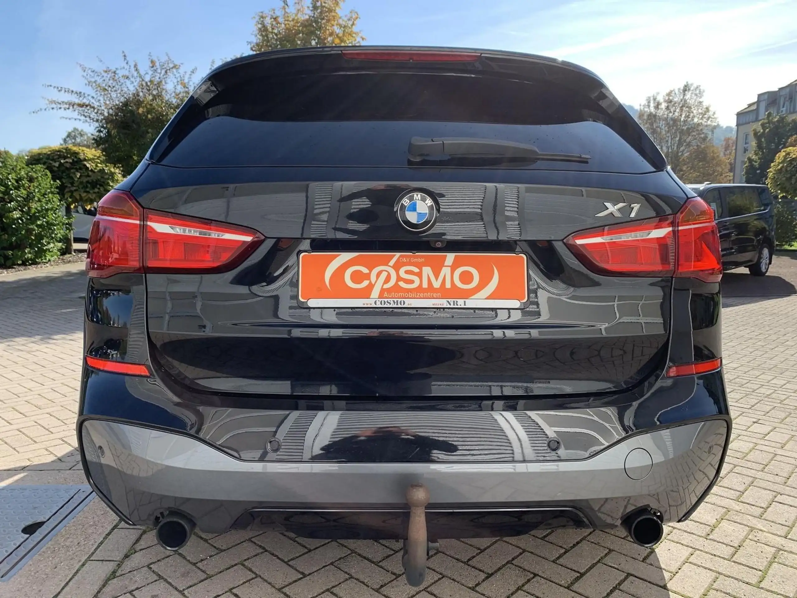 BMW - X1