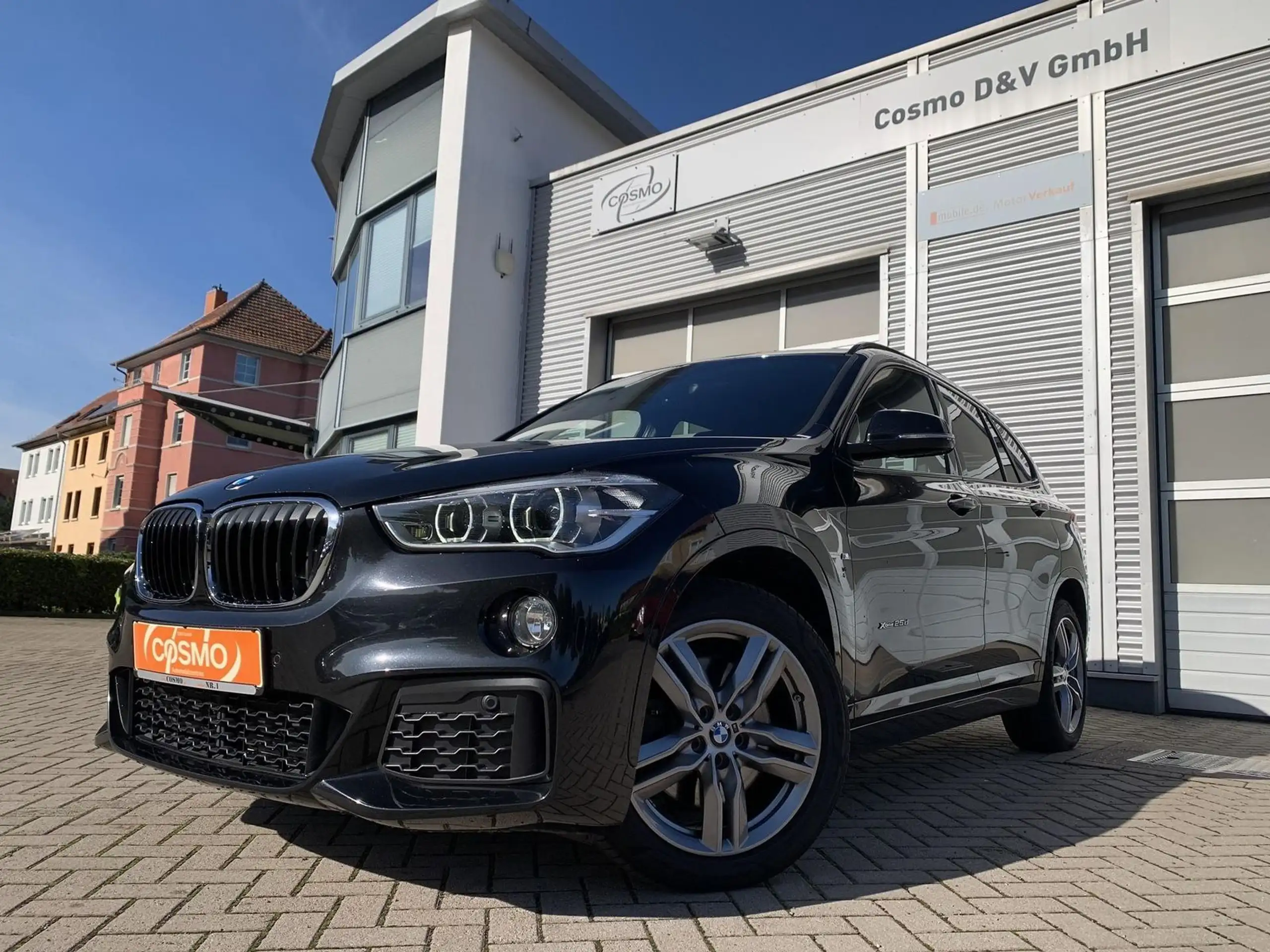 BMW - X1