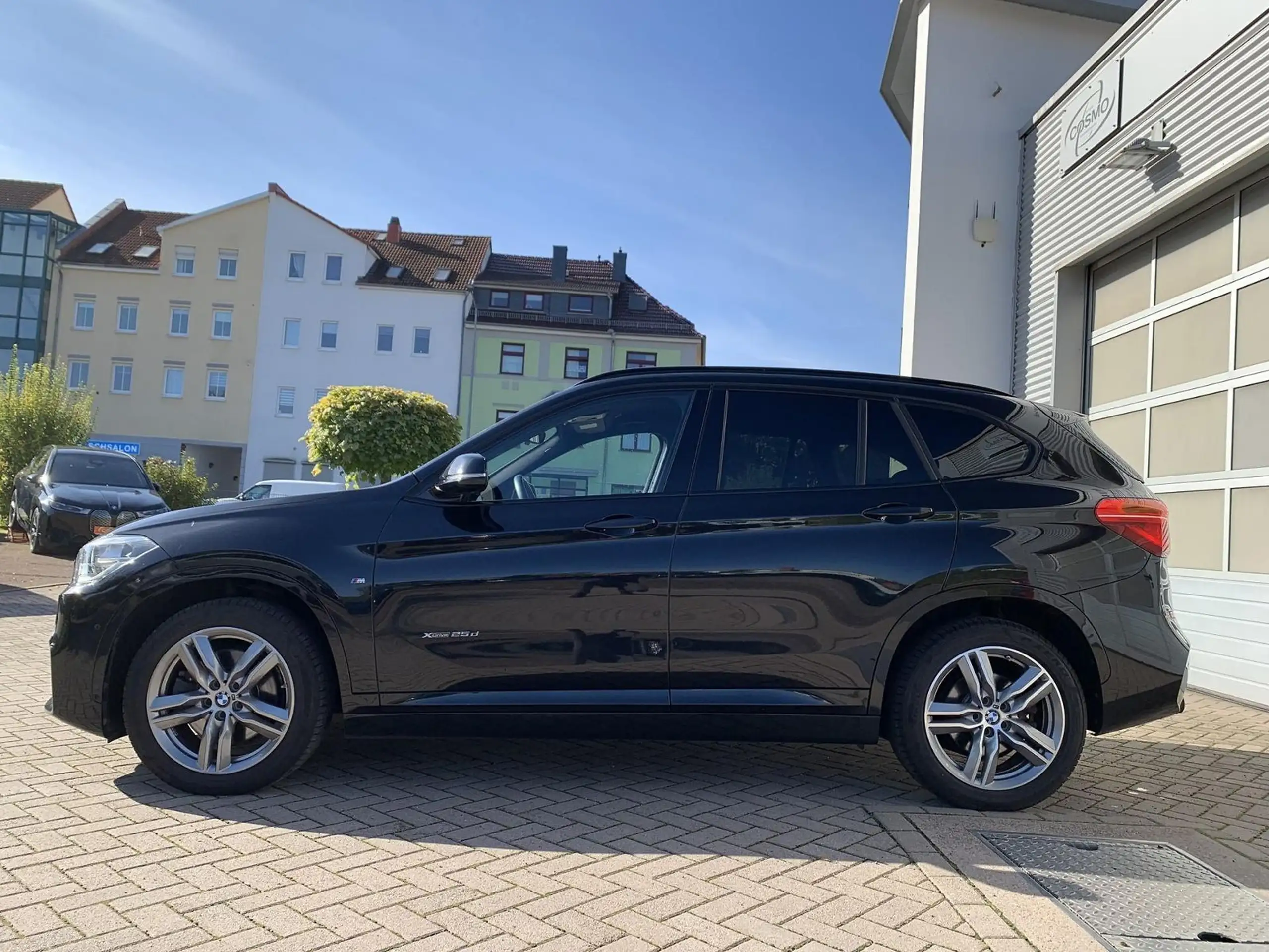 BMW - X1