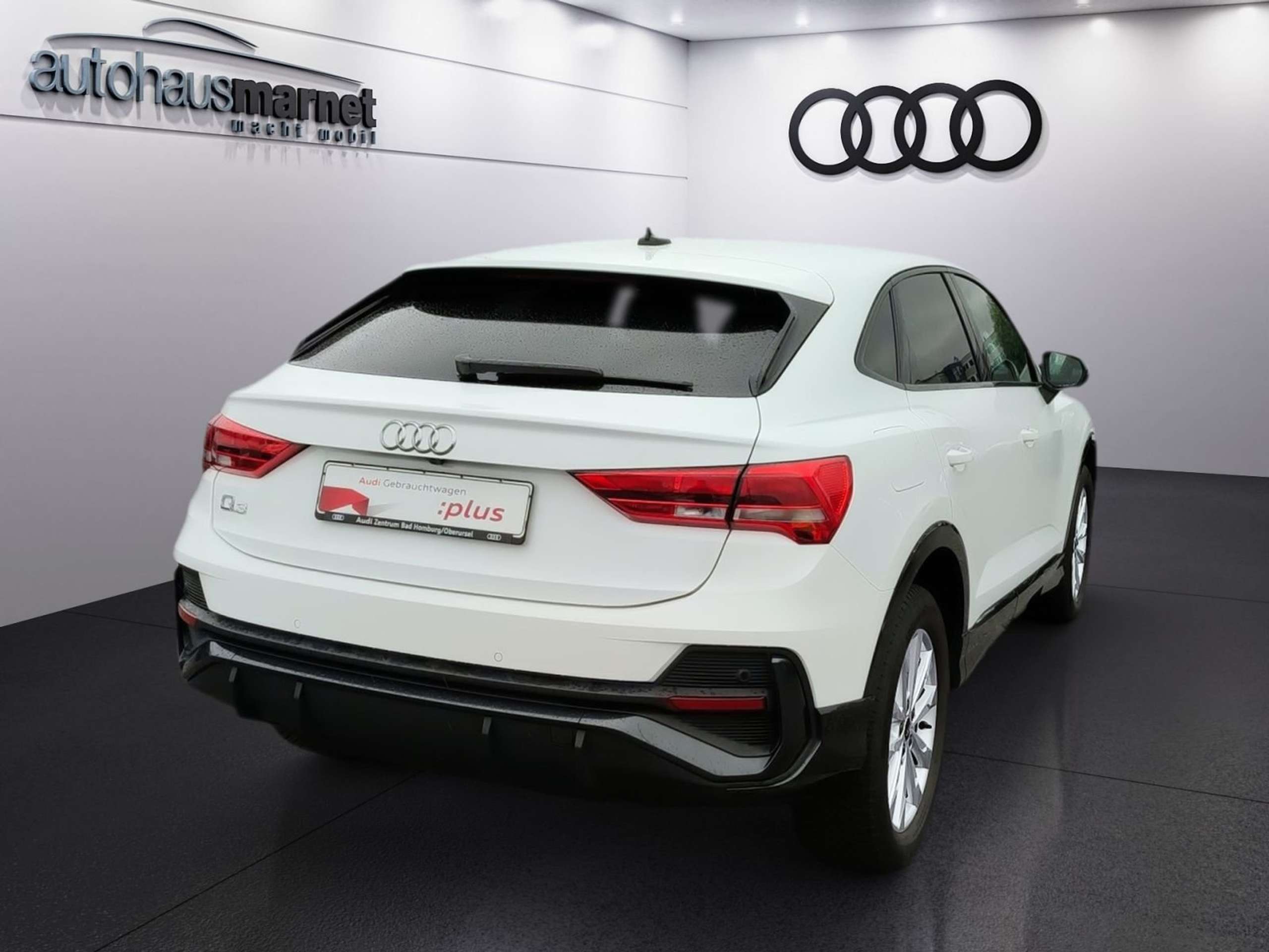 Audi - Q3