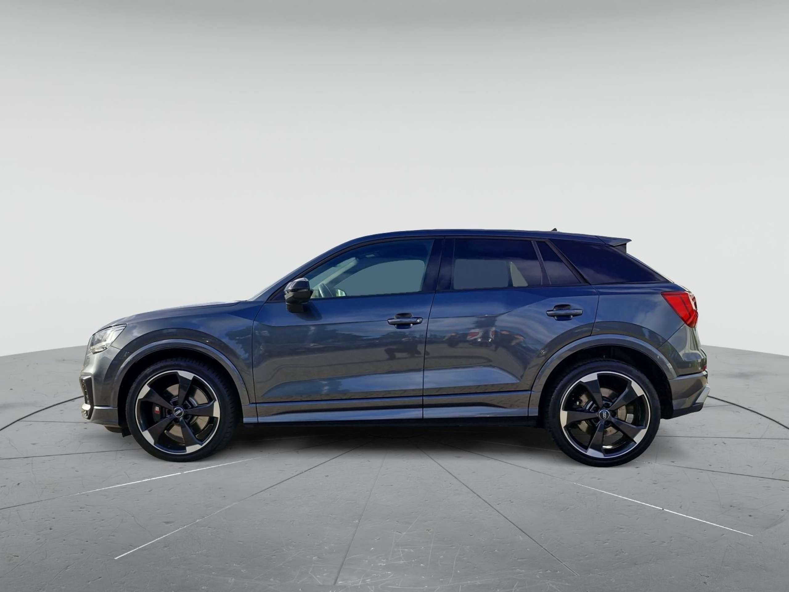 Audi - SQ2