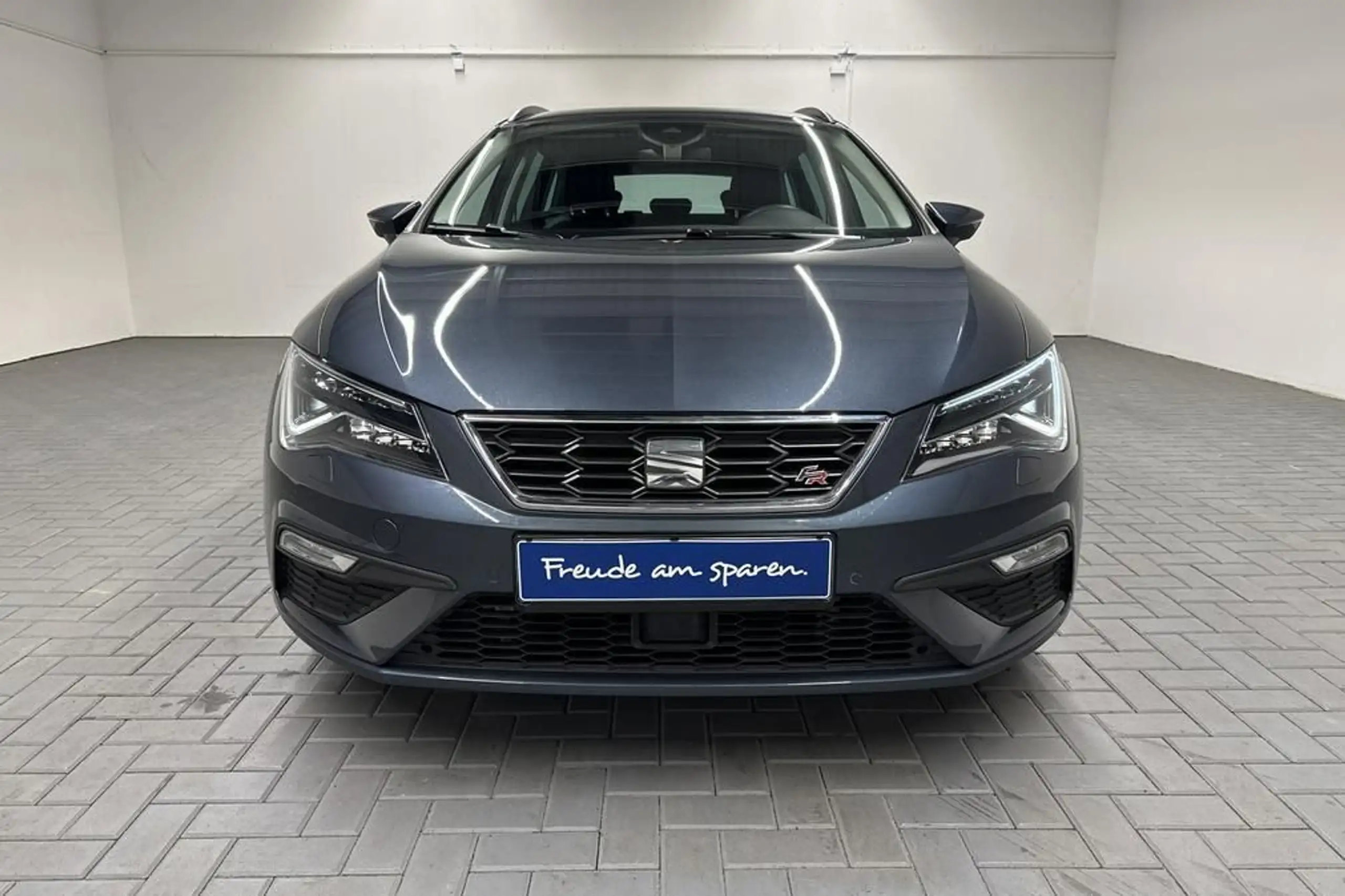 SEAT - Leon