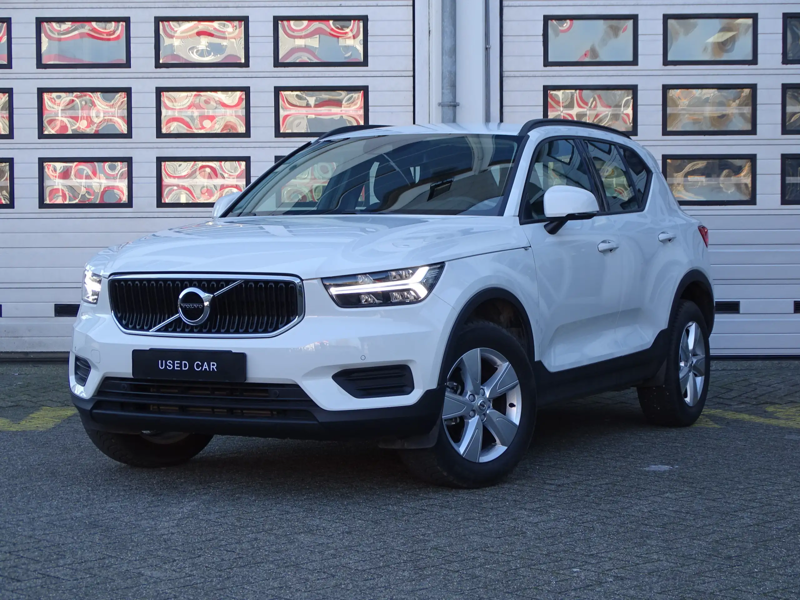 Volvo - XC40