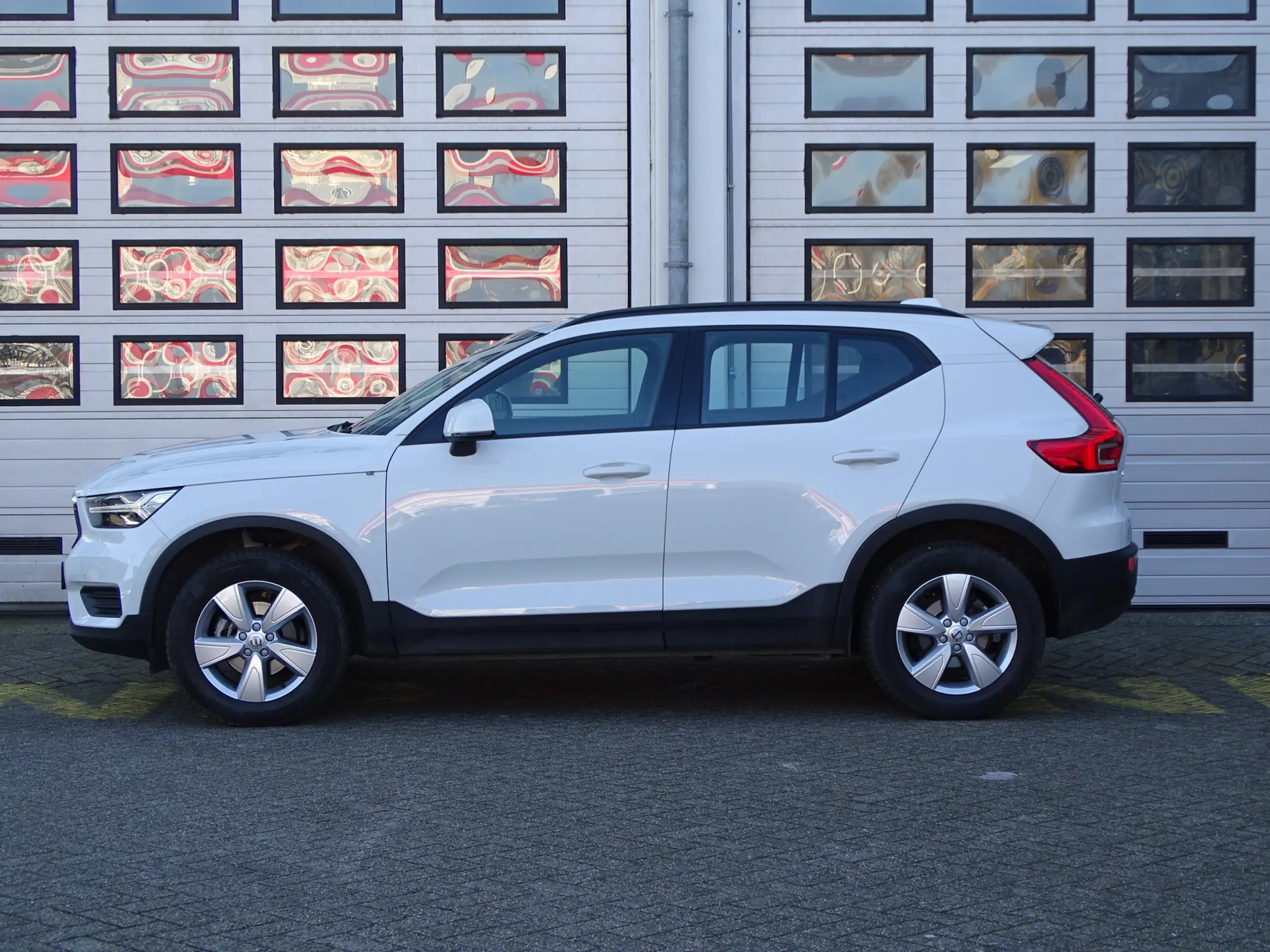 Volvo - XC40