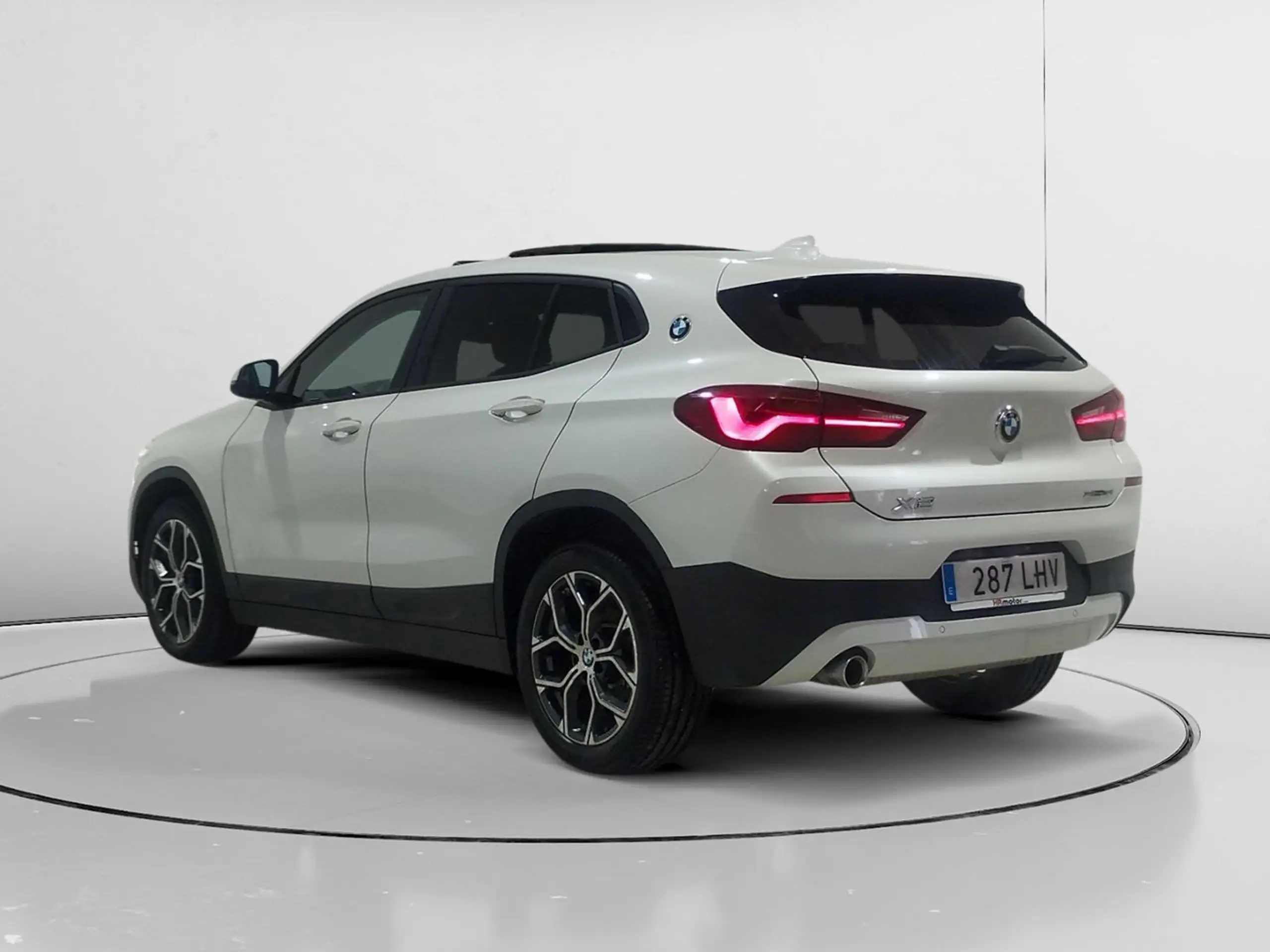 BMW - X2