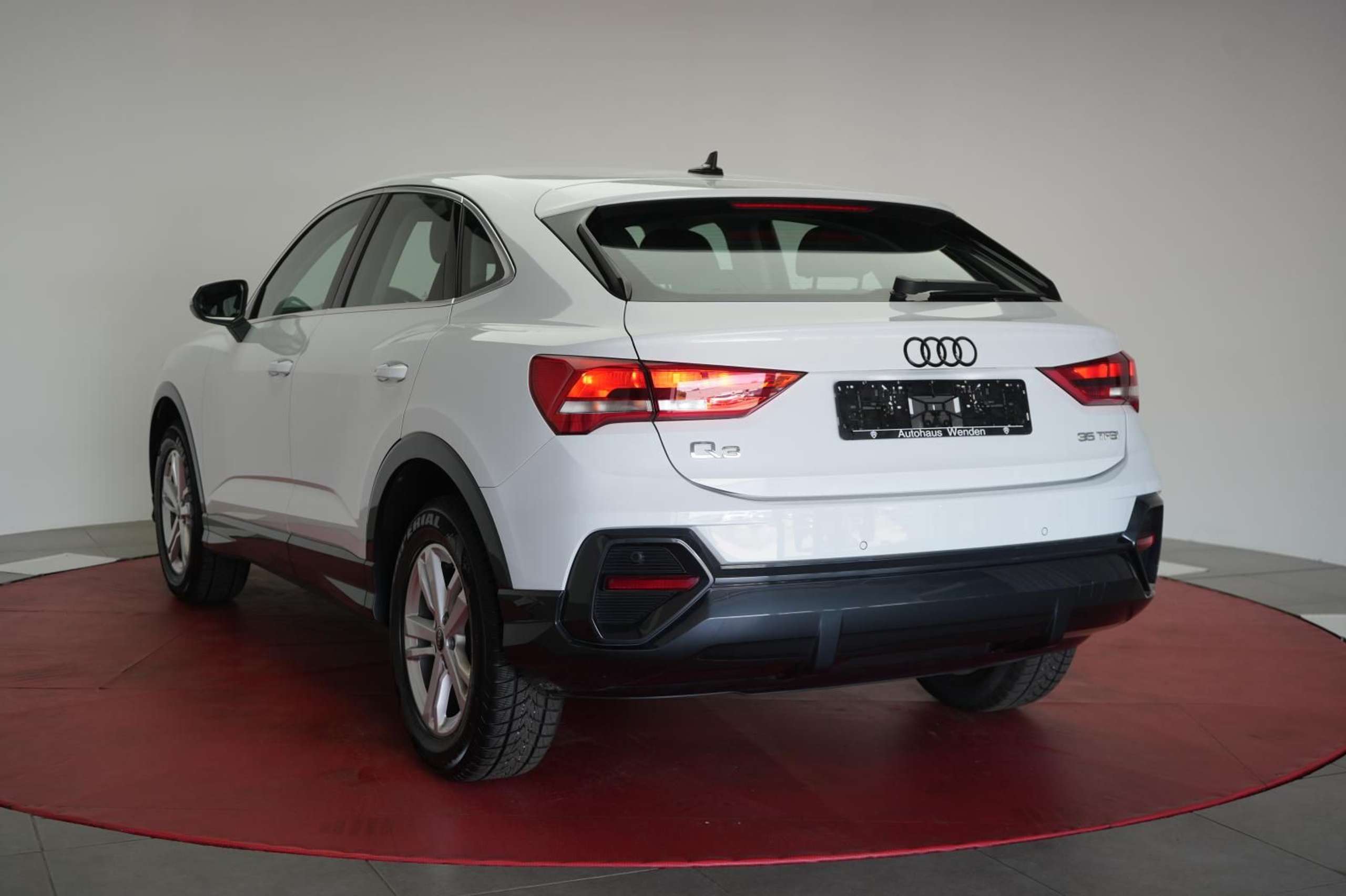 Audi - Q3