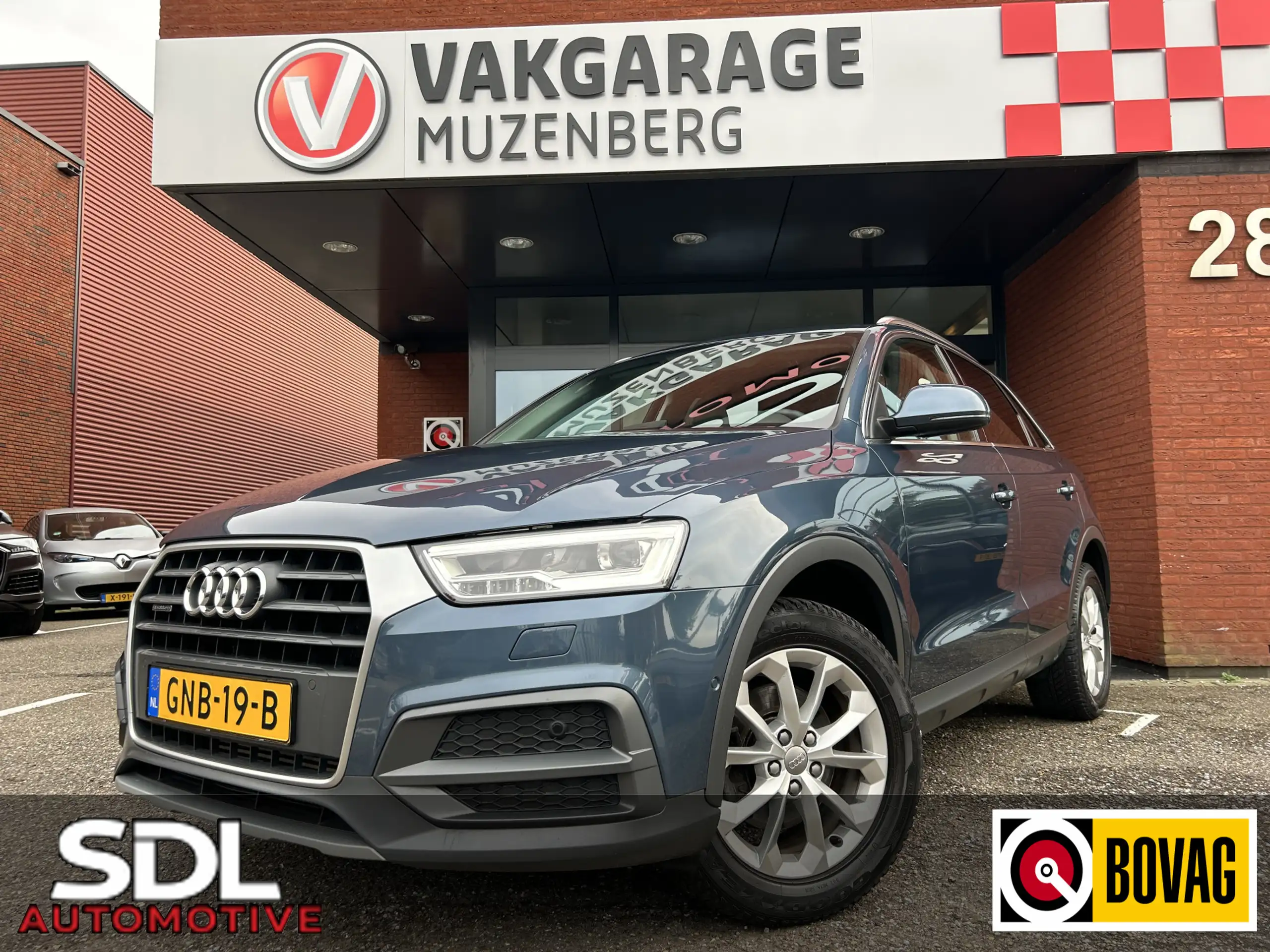 Audi - Q3