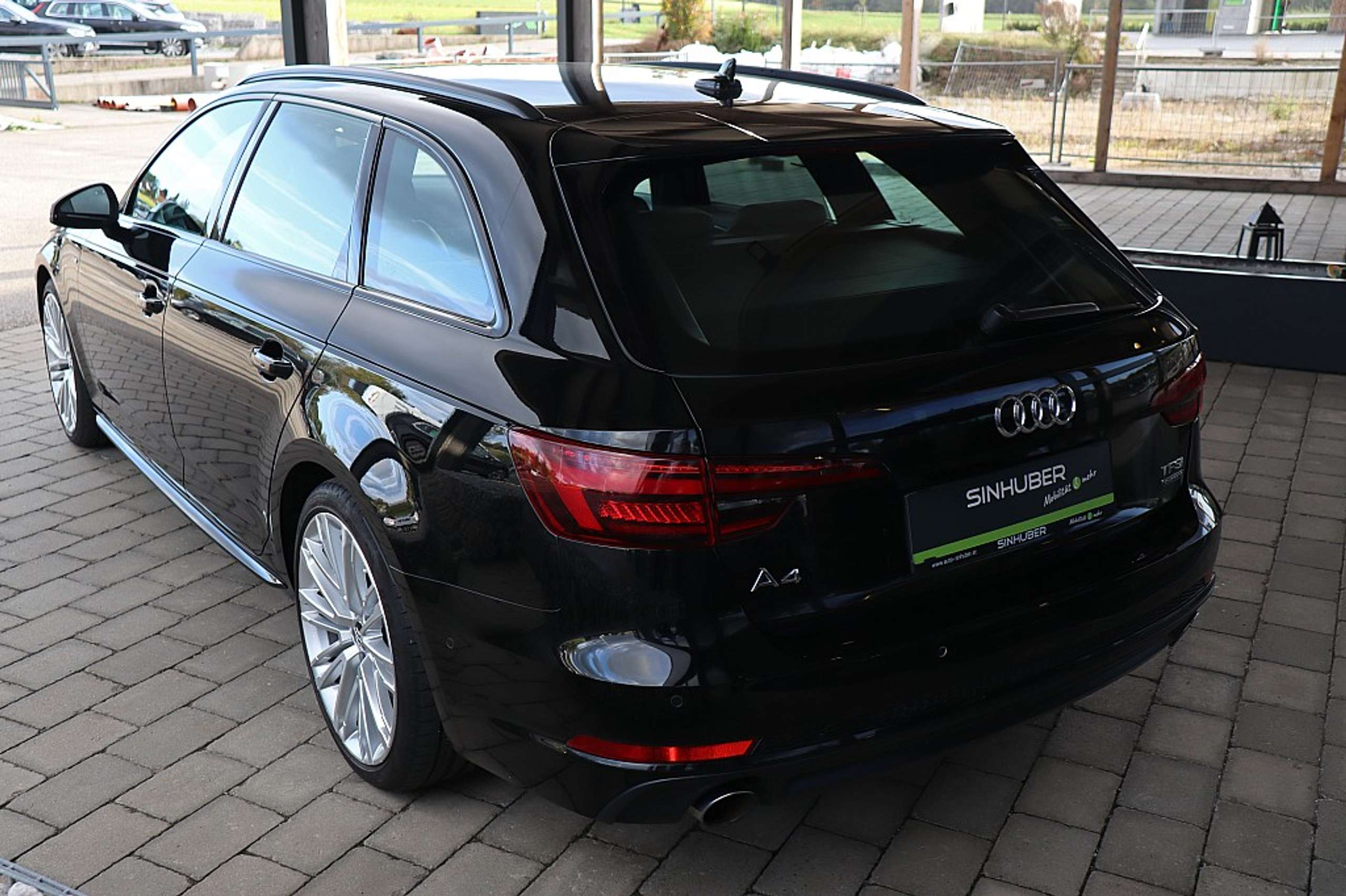 Audi - A4