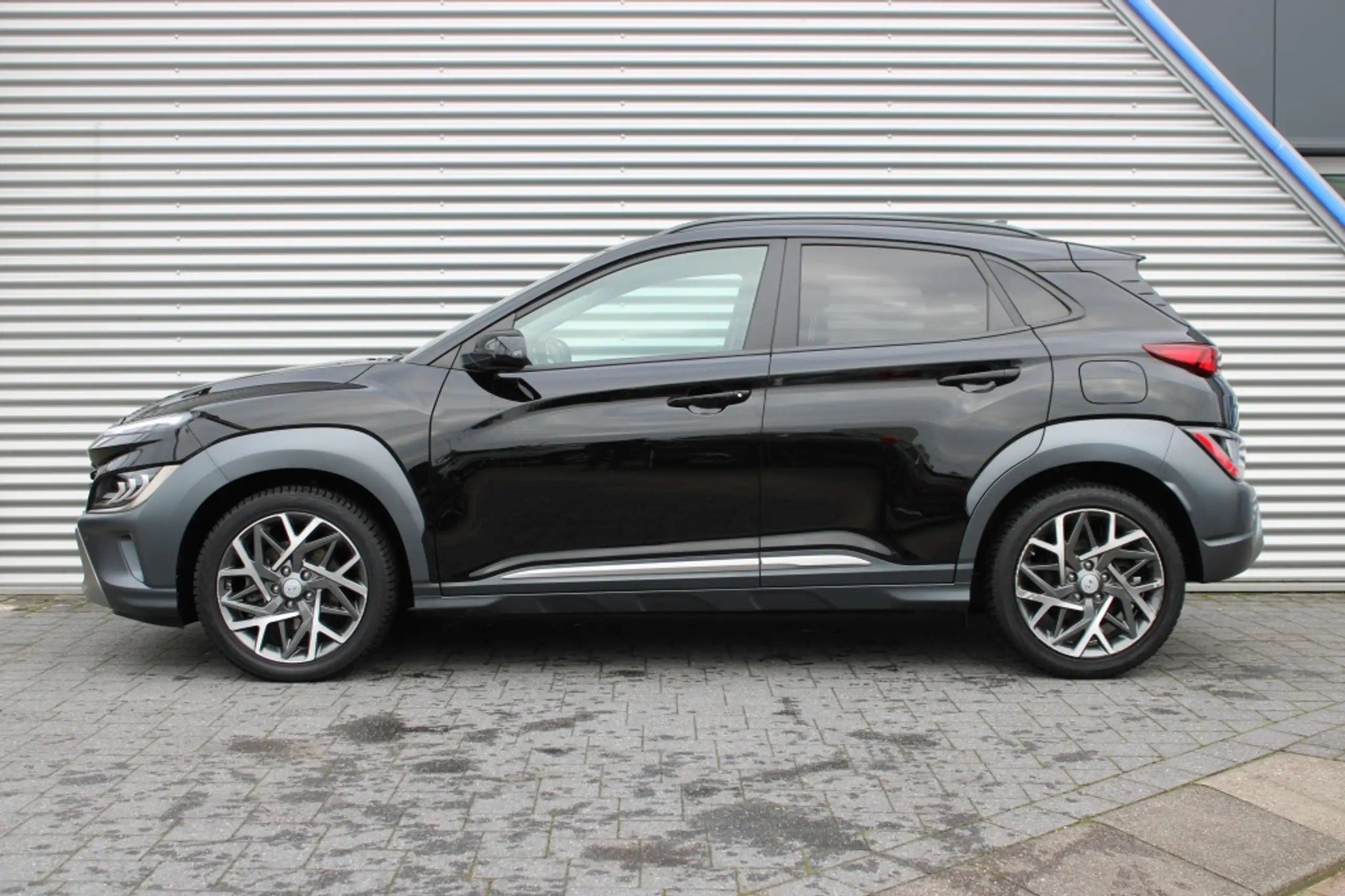 Hyundai - KONA