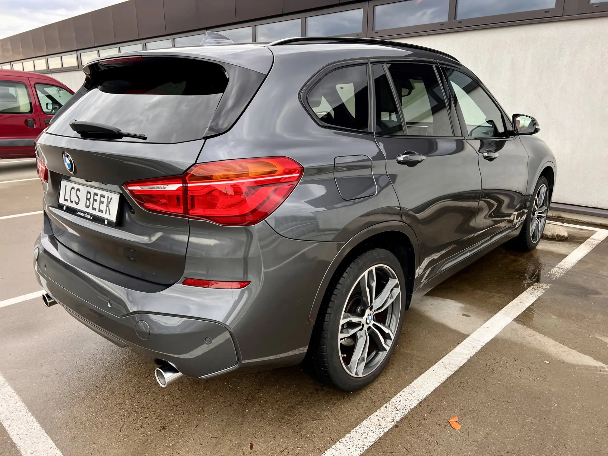 BMW - X1