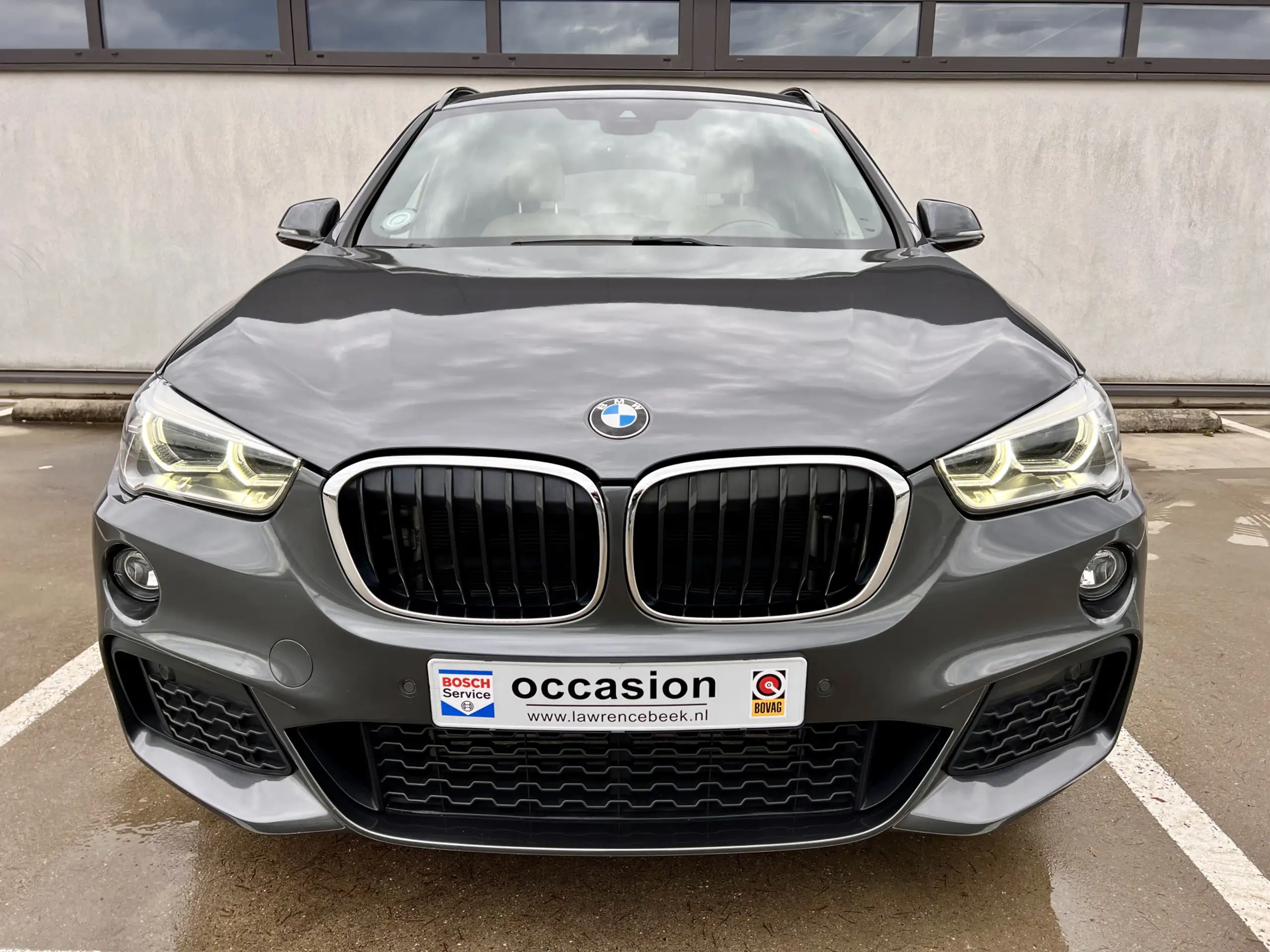 BMW - X1