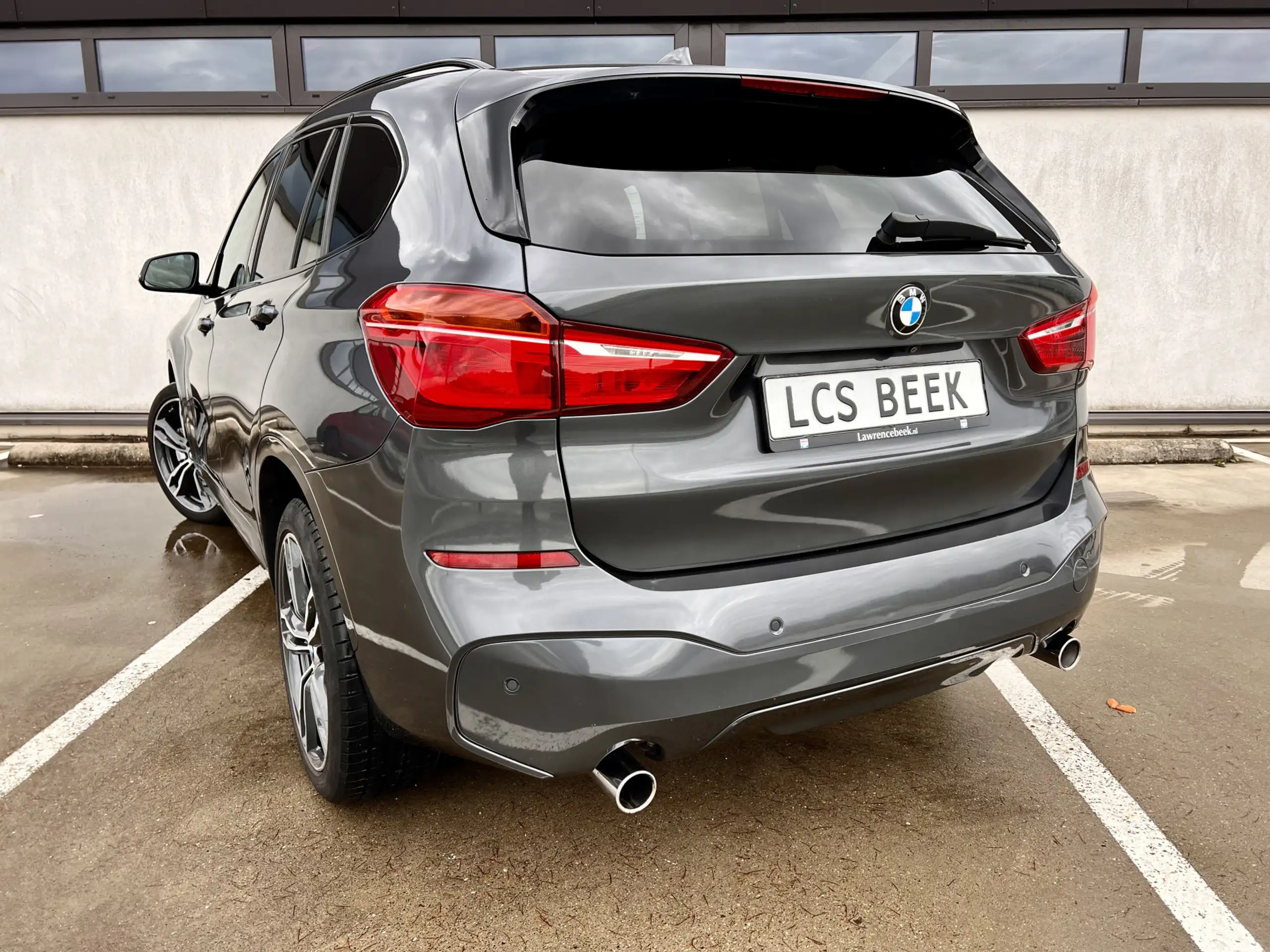 BMW - X1