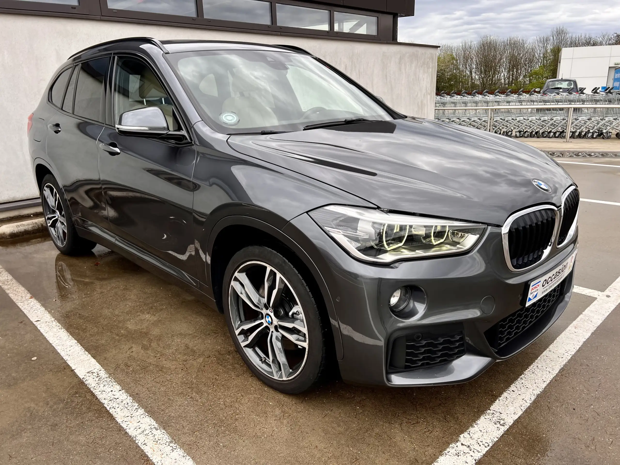 BMW - X1