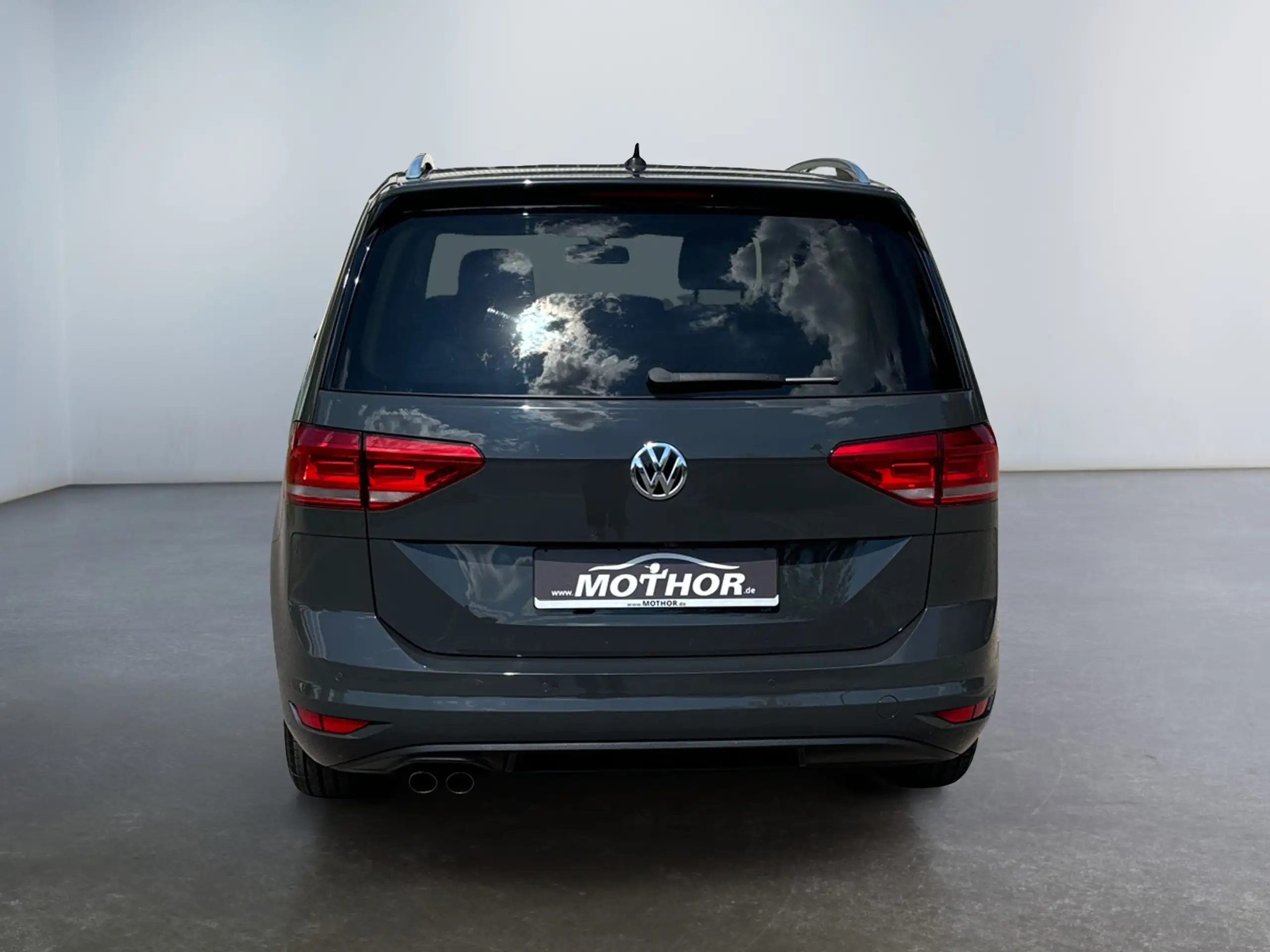 Volkswagen - Touran