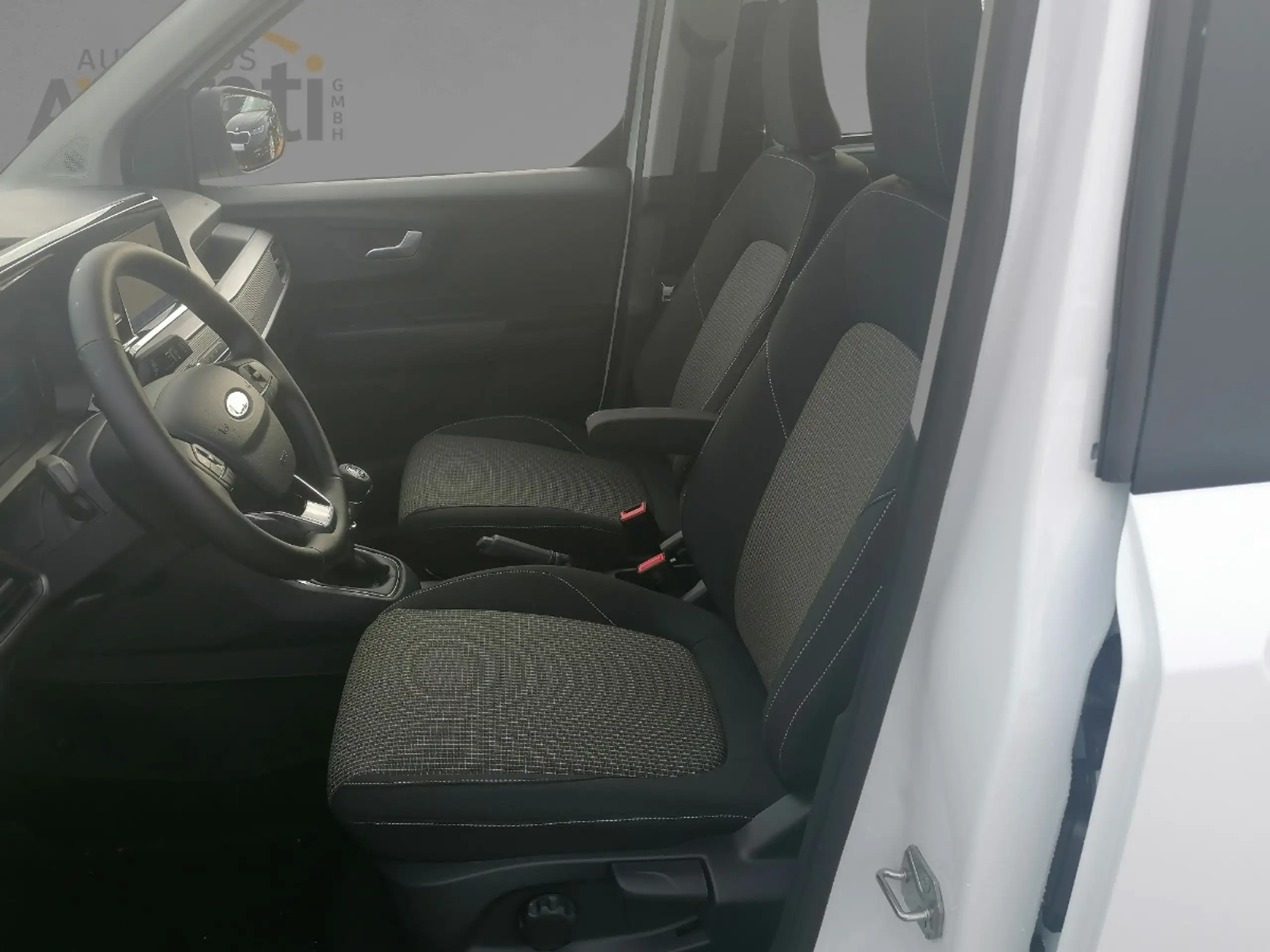 Ford - Tourneo Courier