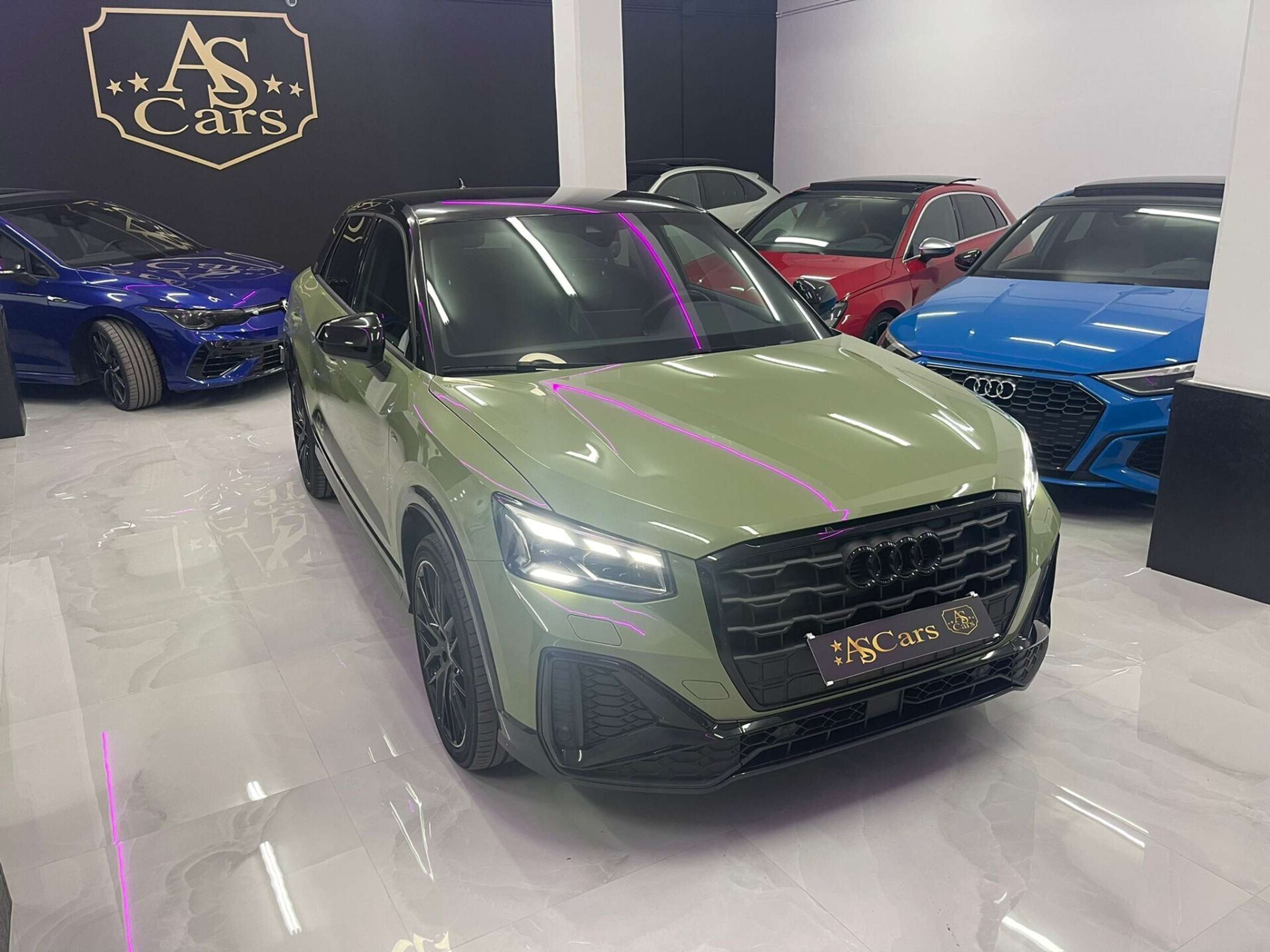 Audi - Q2