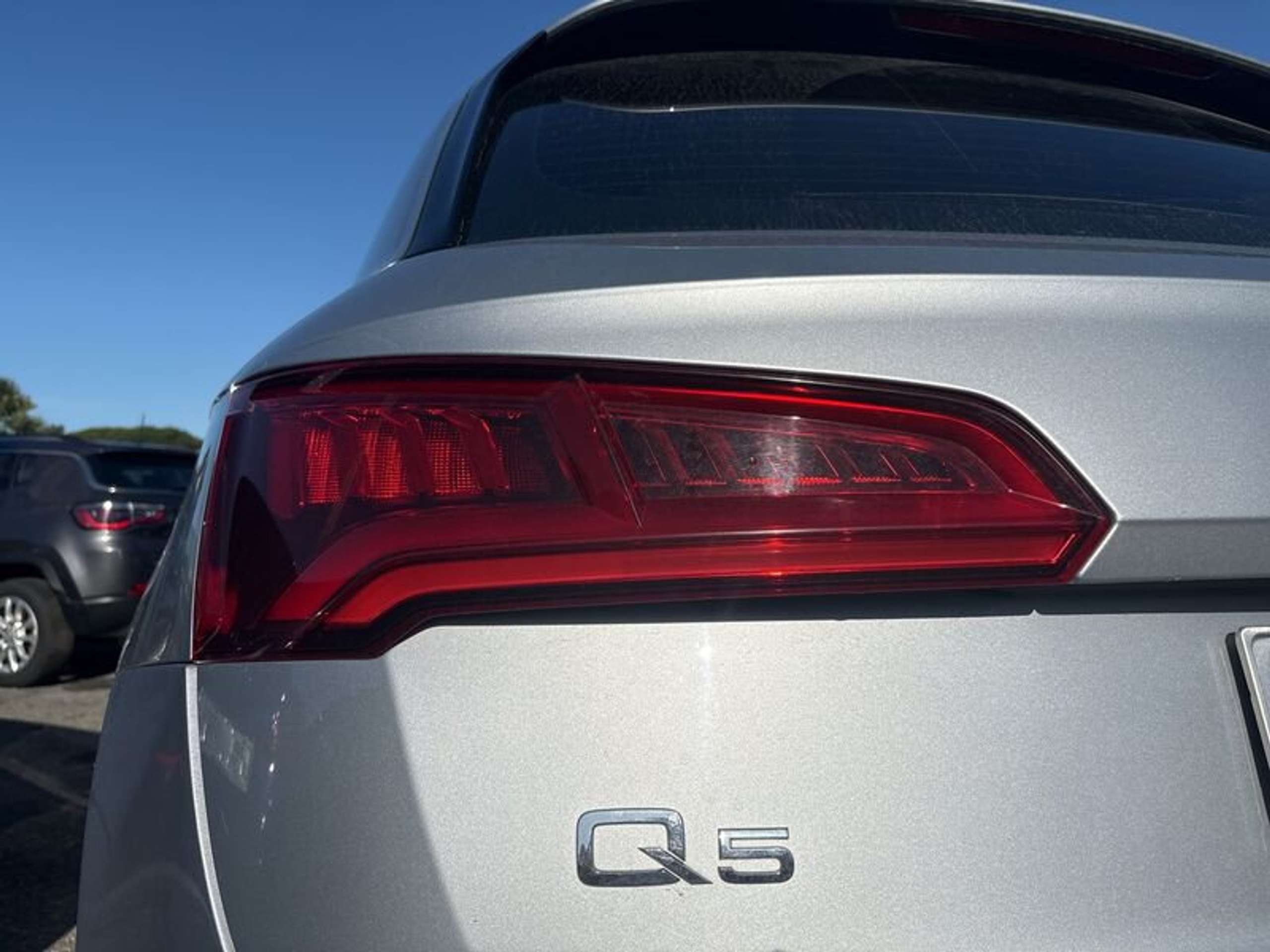 Audi - Q5