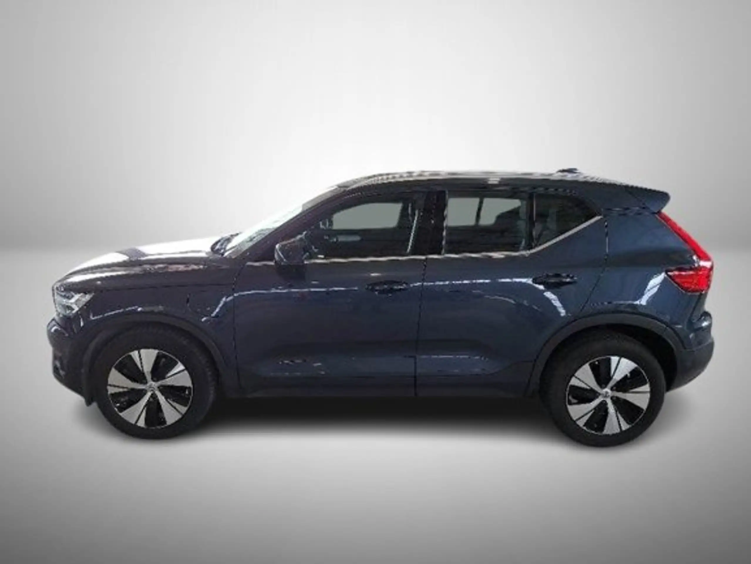 Volvo - XC40