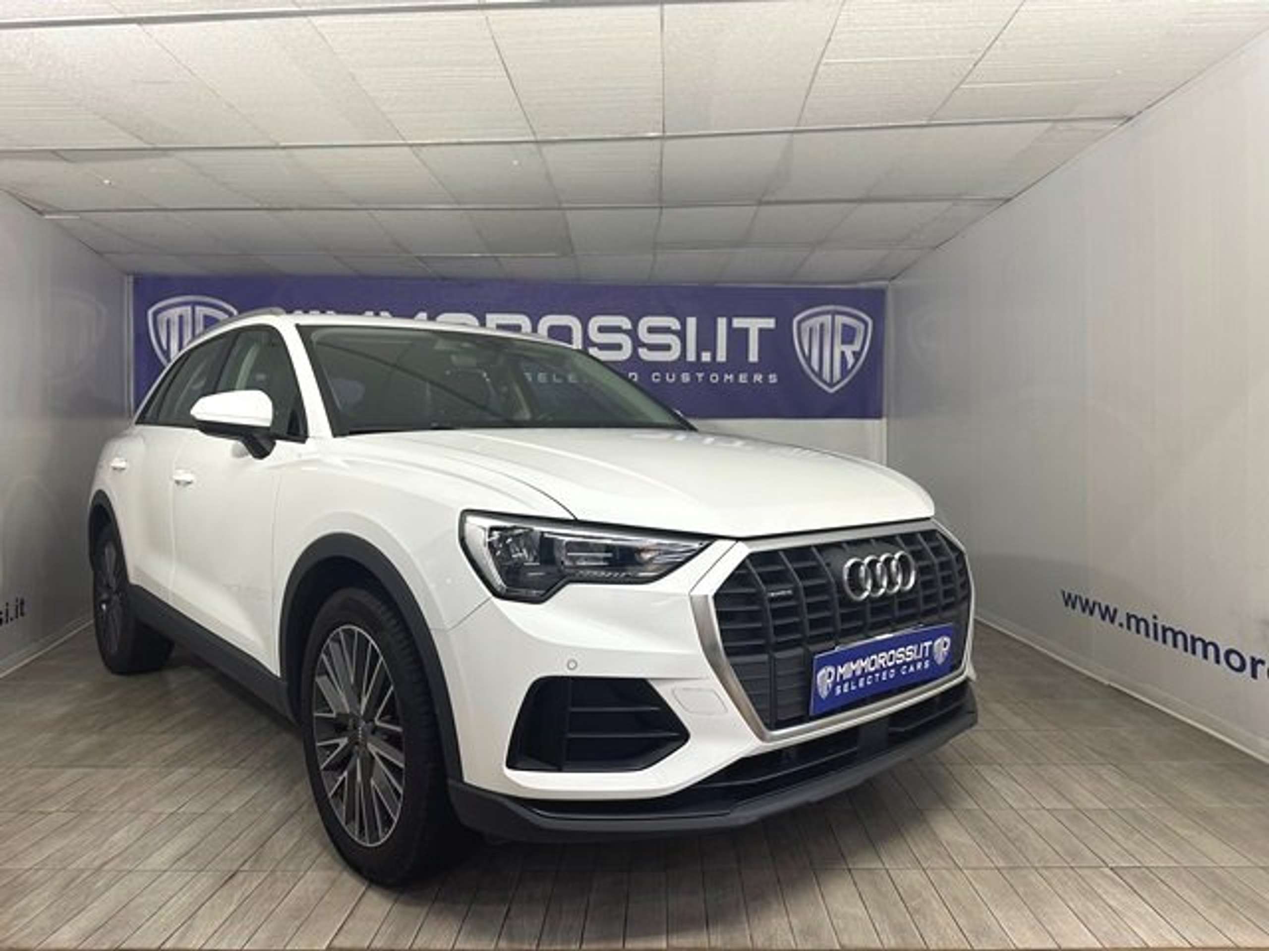 Audi - Q3