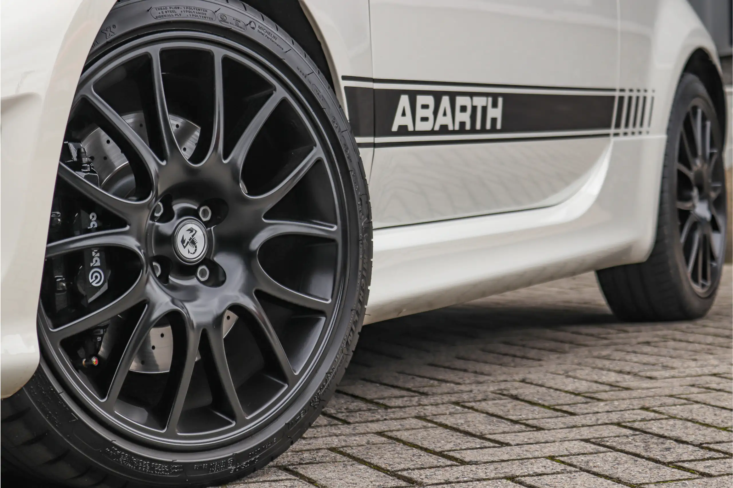 Abarth - 595 Competizione