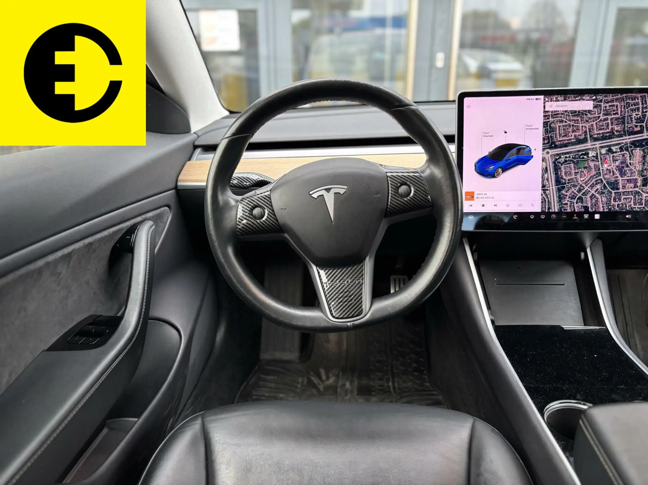 Tesla - Model 3