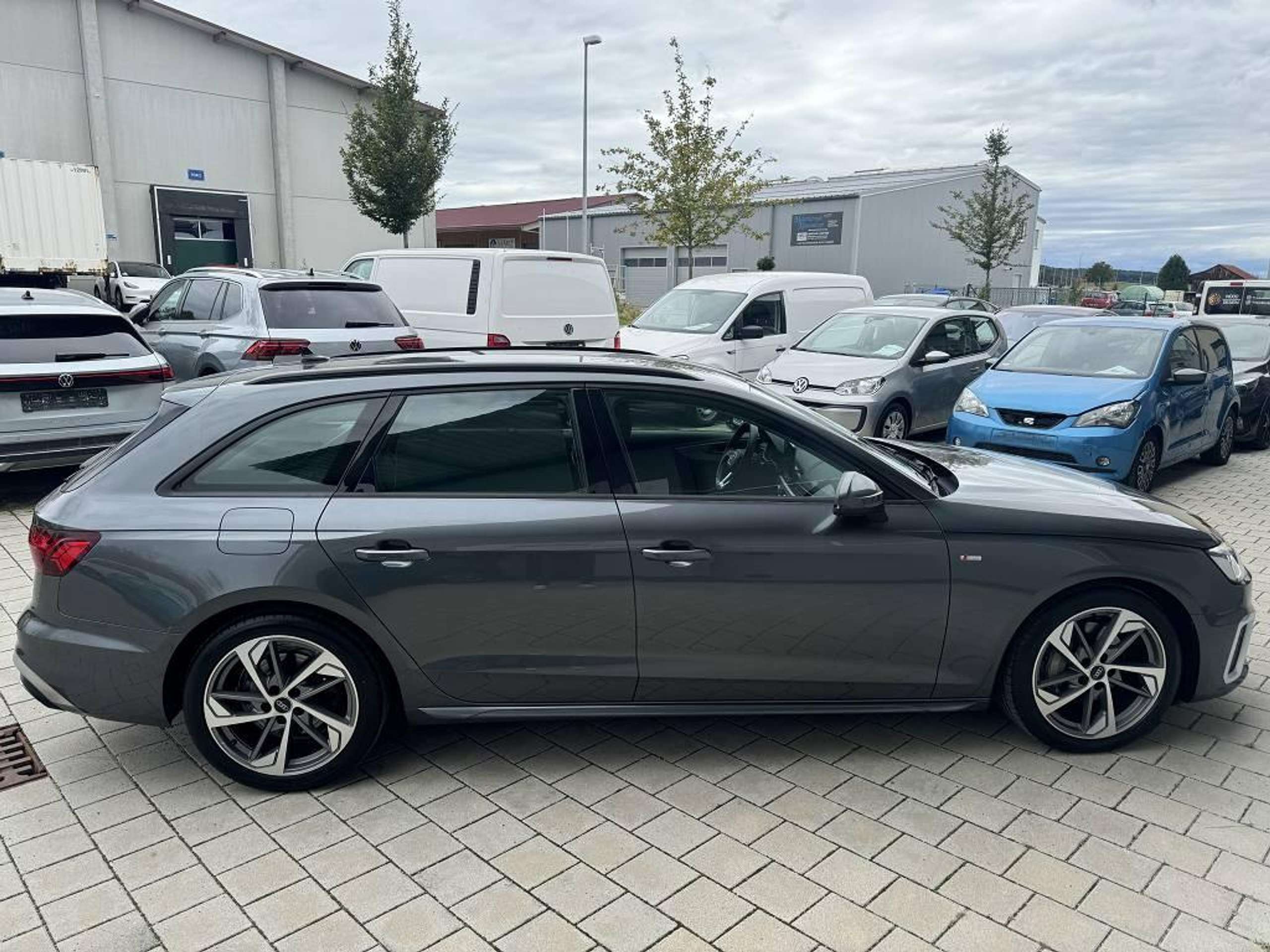 Audi - A4