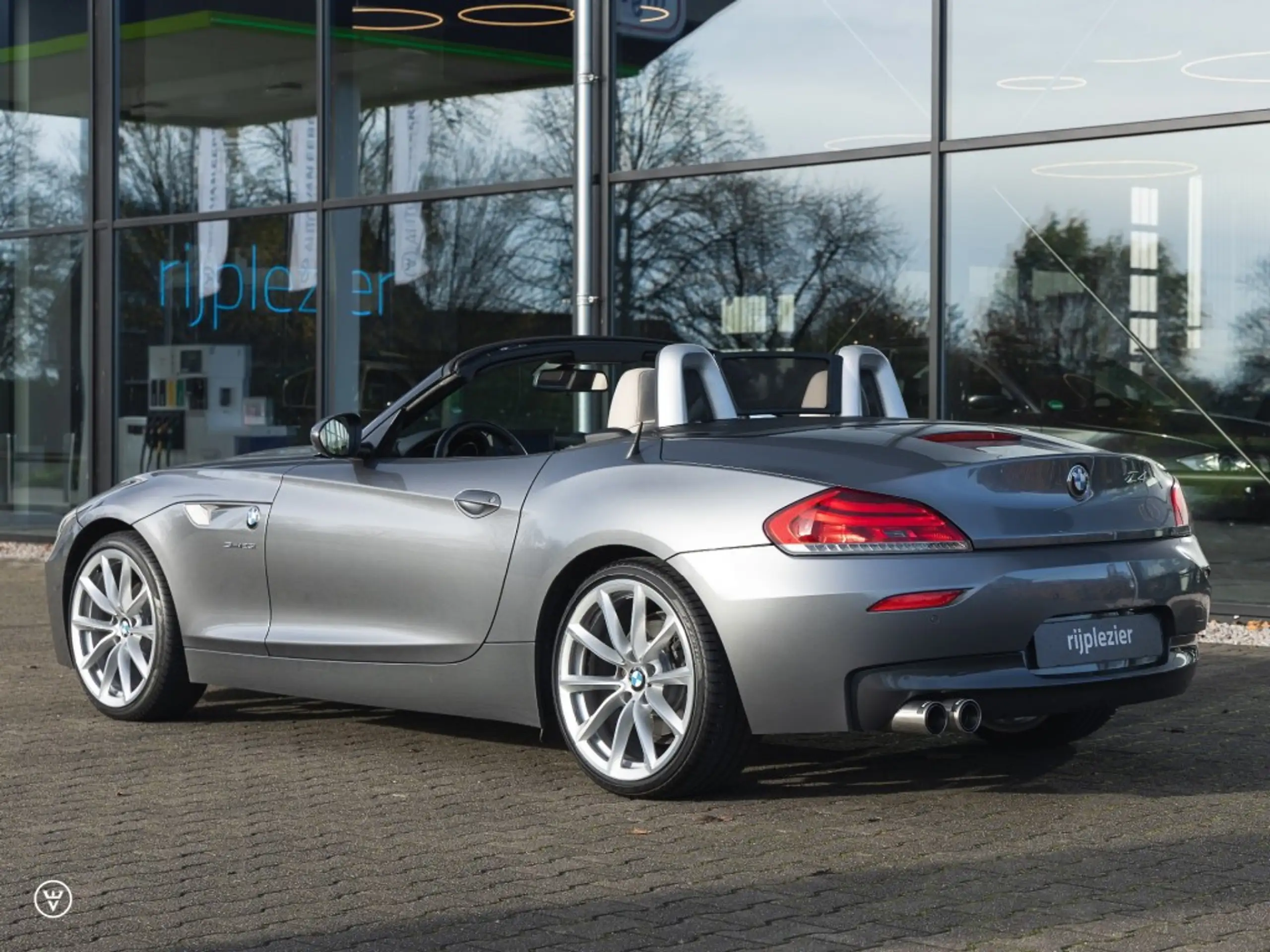 BMW - Z4