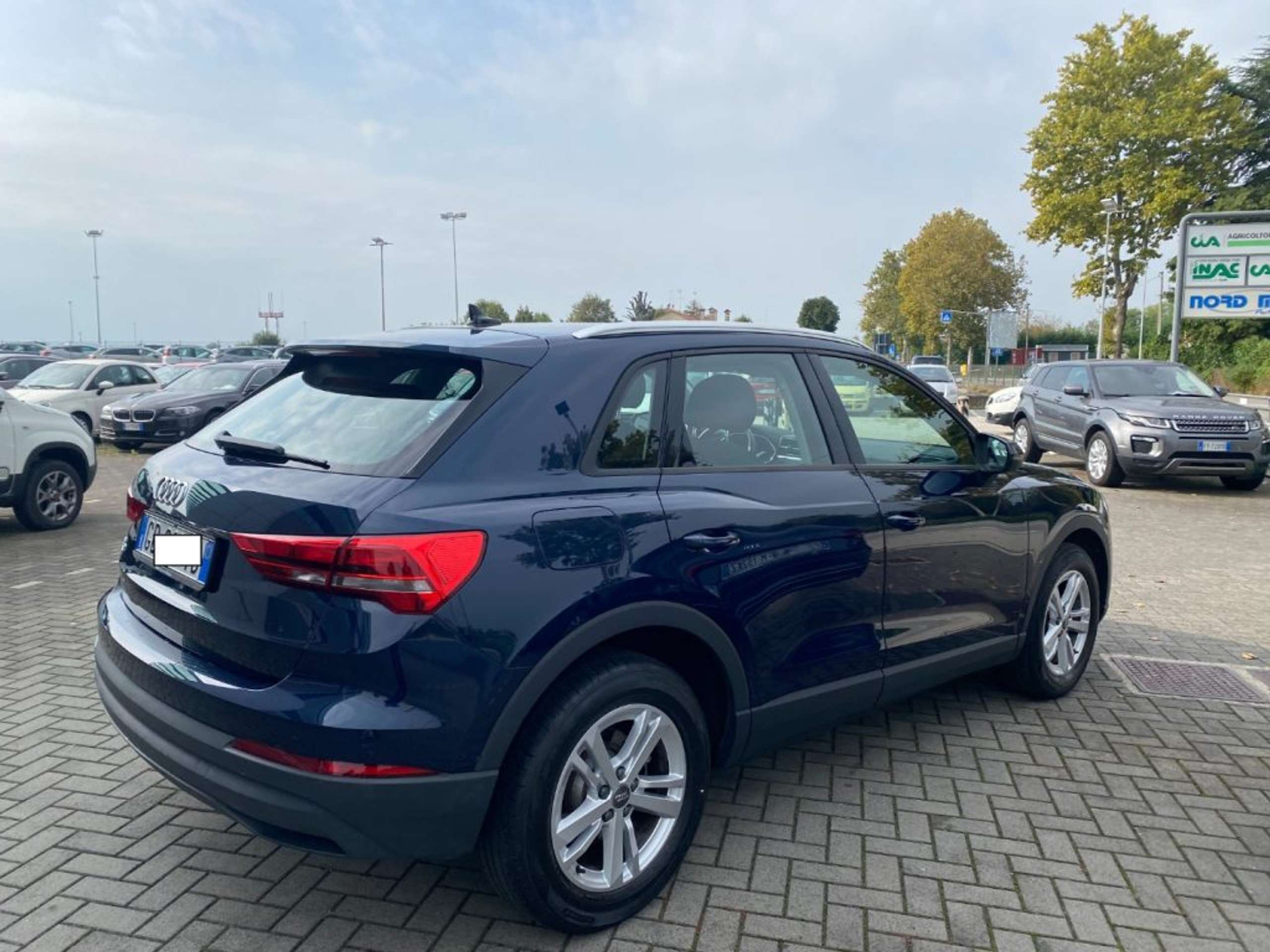 Audi - Q3