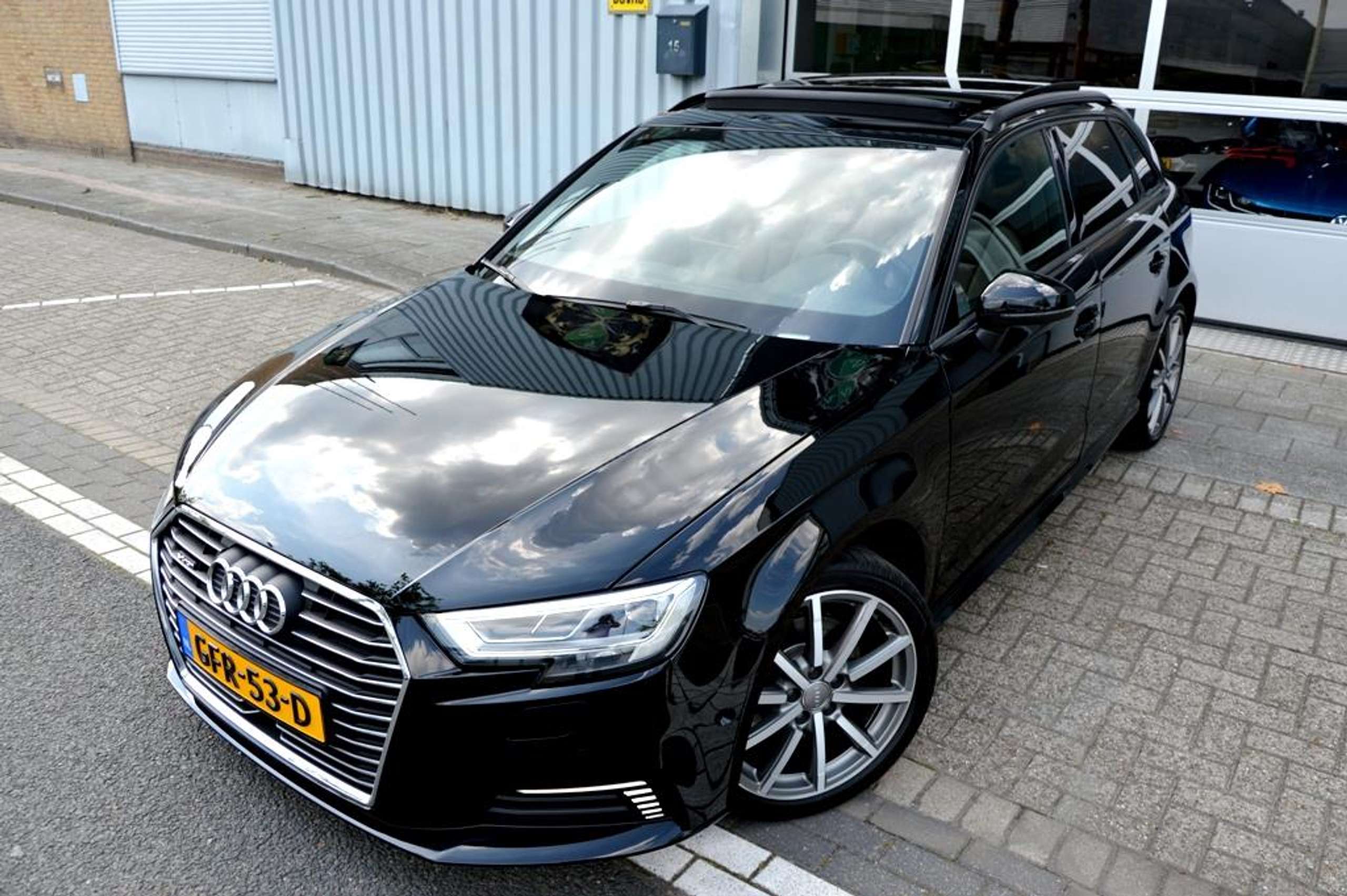 Audi - A3