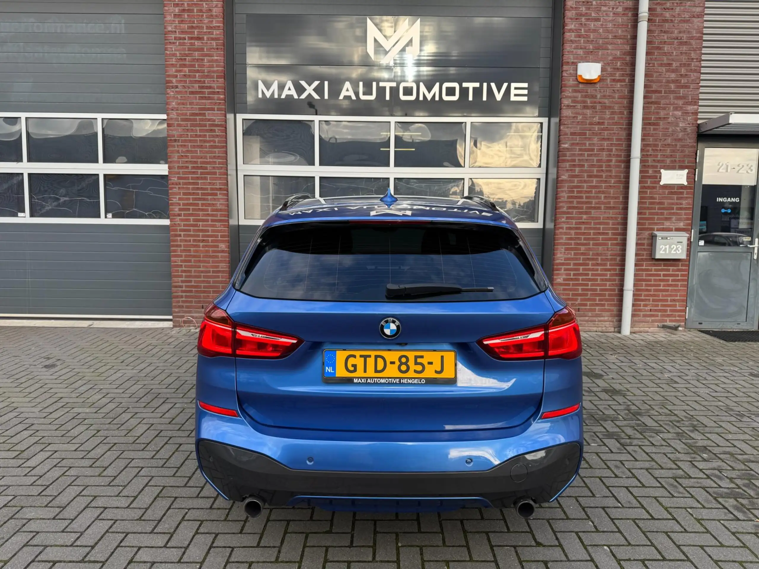 BMW - X1