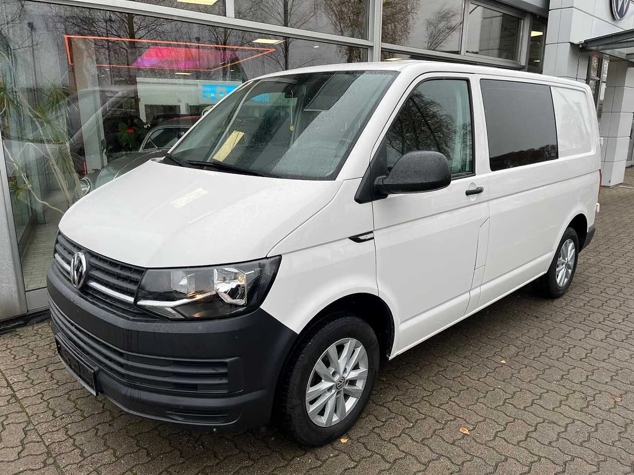 Volkswagen - T6 Transporter