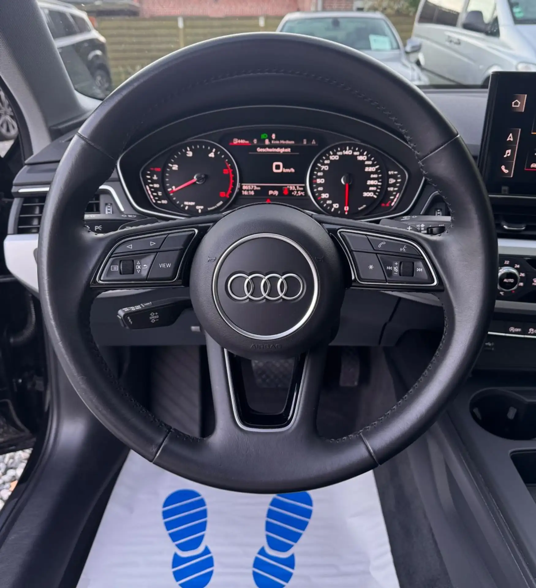 Audi - A4