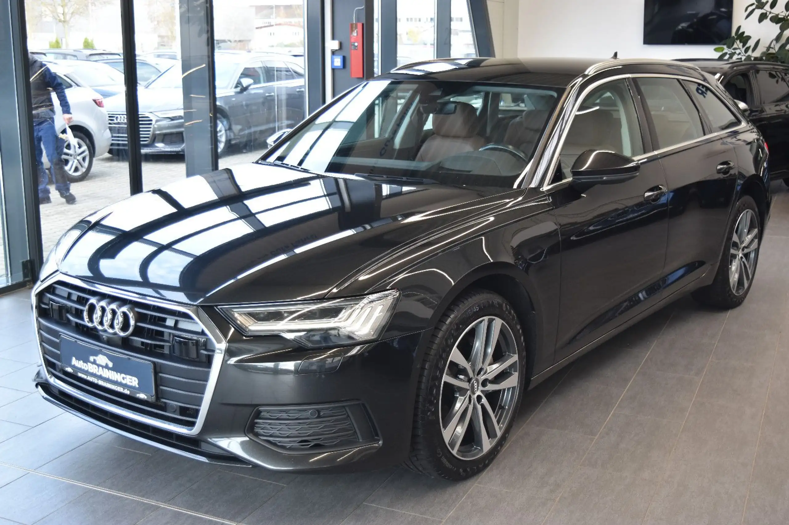 Audi - A6