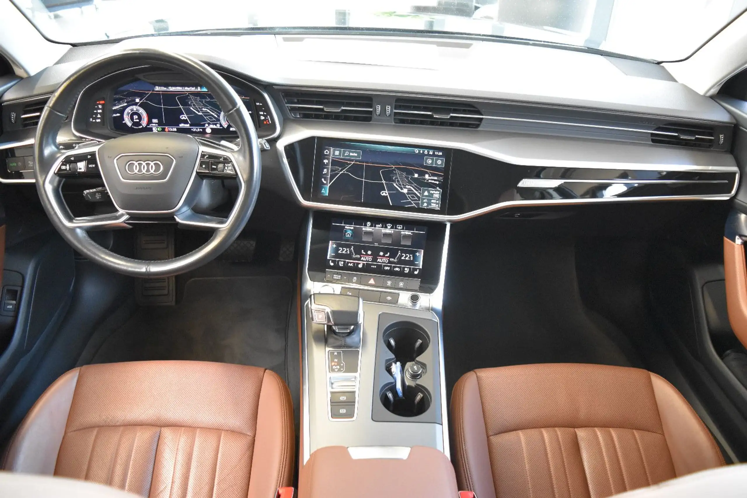 Audi - A6