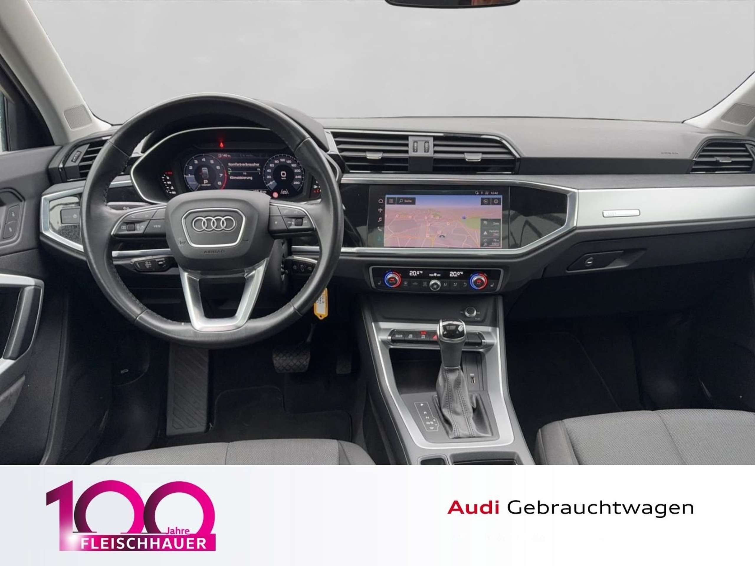 Audi - Q3