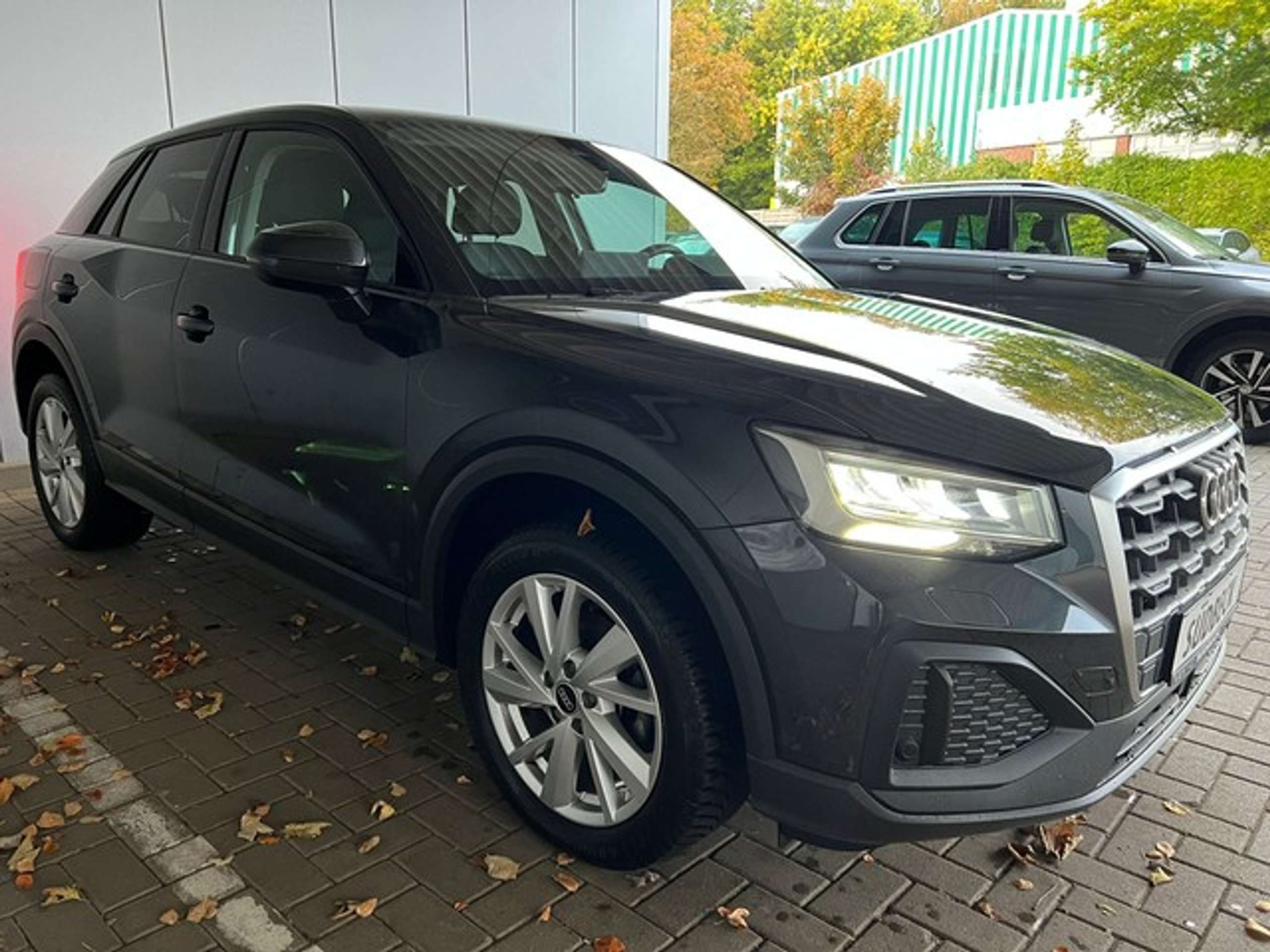 Audi - Q2