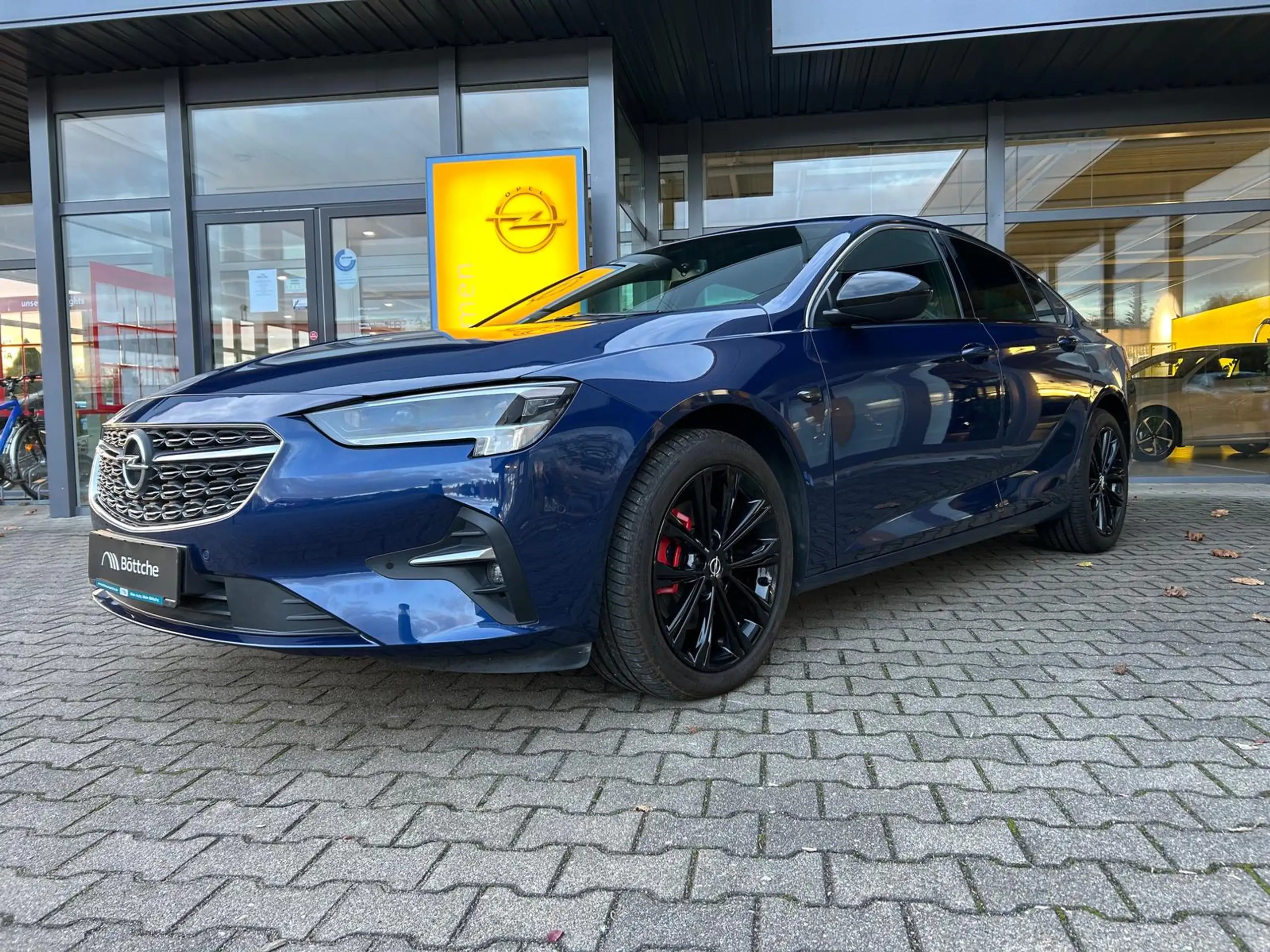 Opel - Insignia