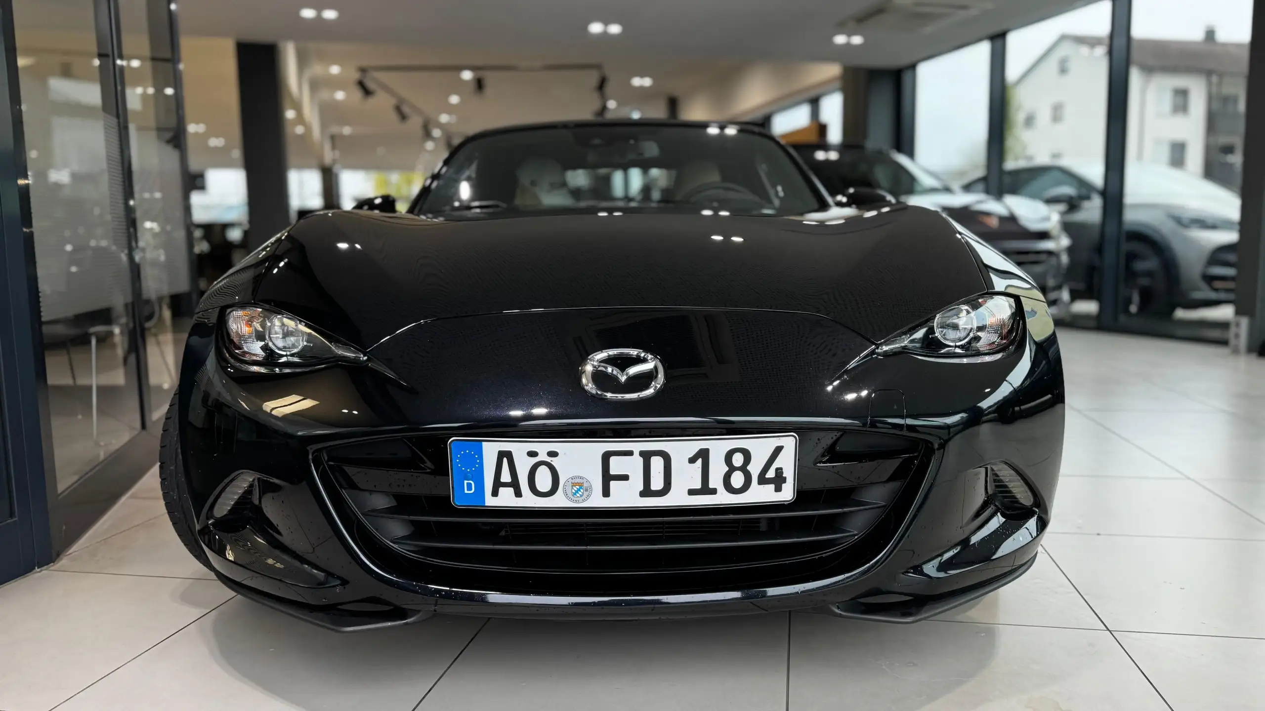 Mazda - MX-5