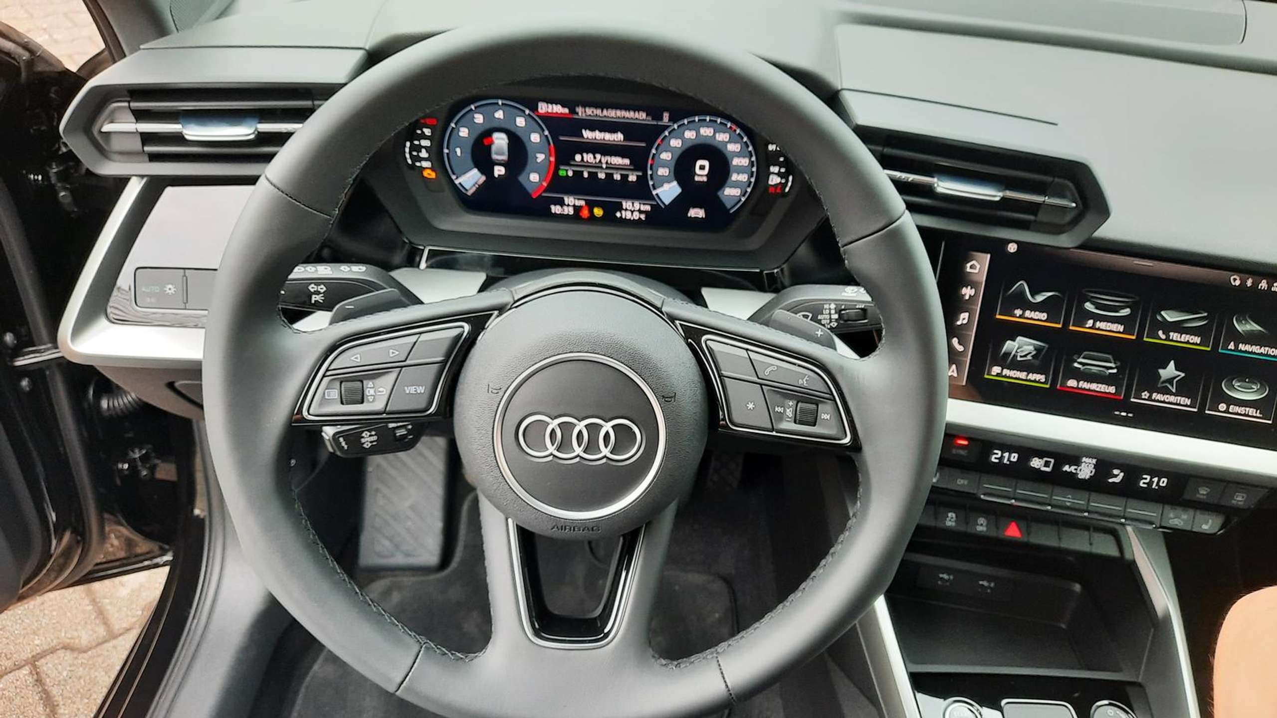 Audi - A3