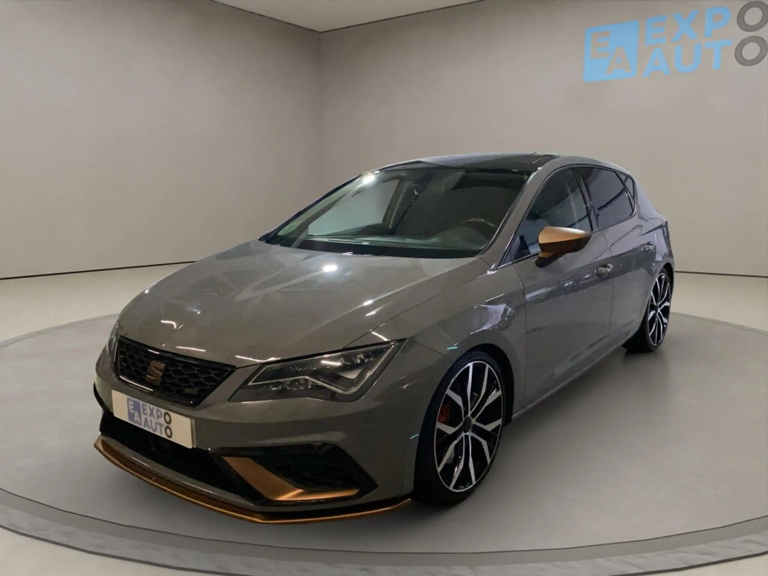 SEAT - Leon