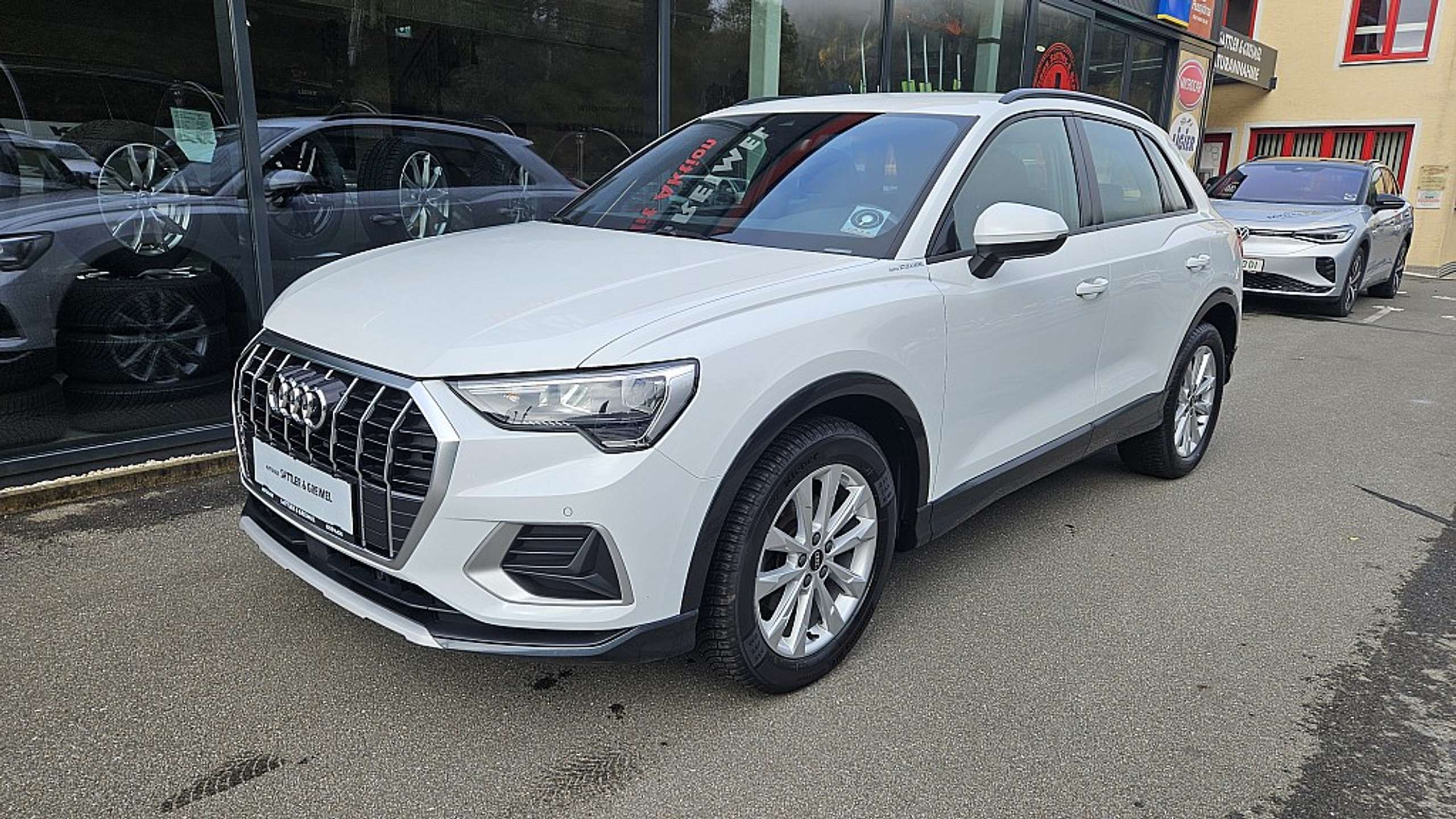 Audi - Q3