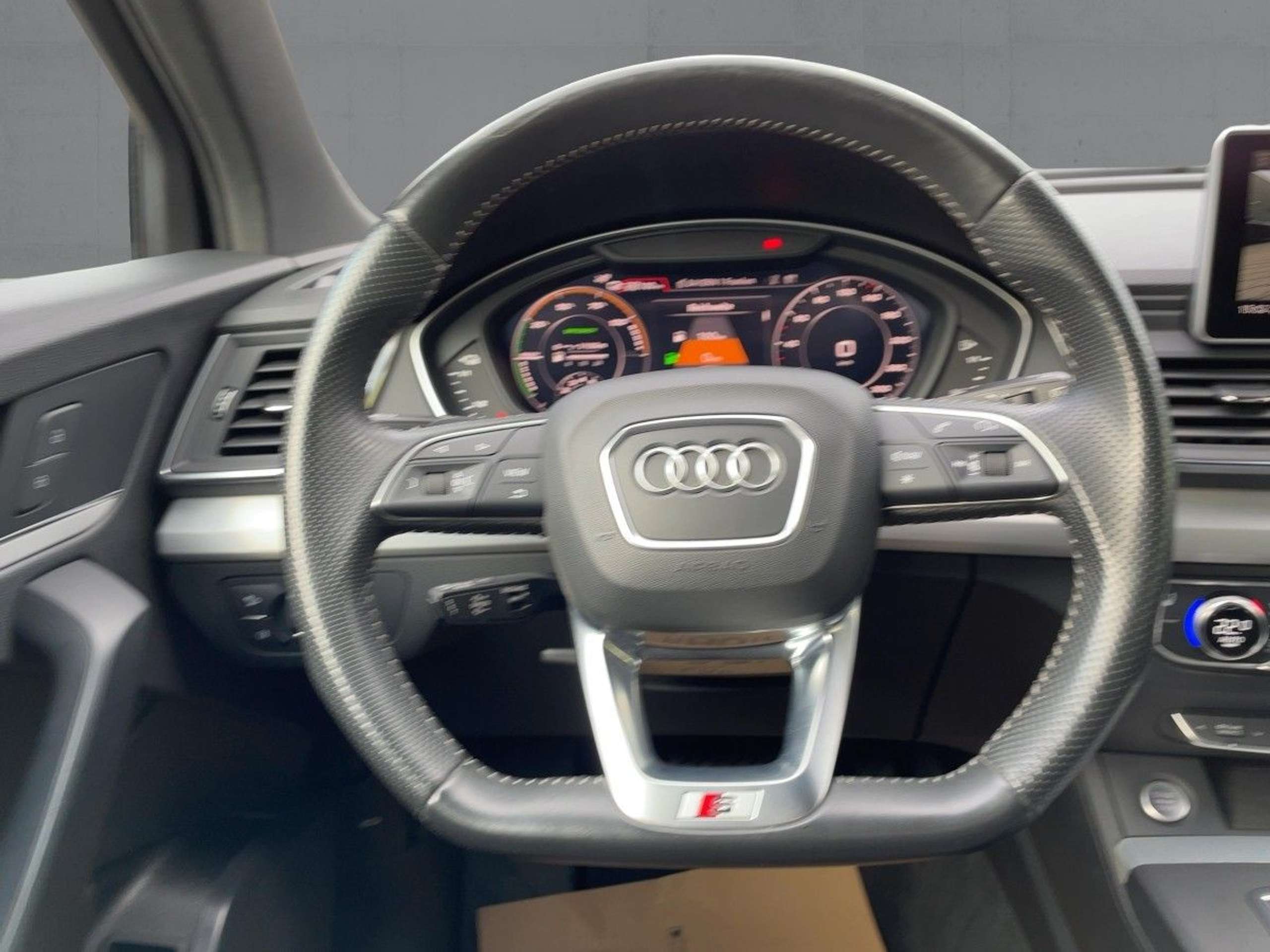 Audi - Q5