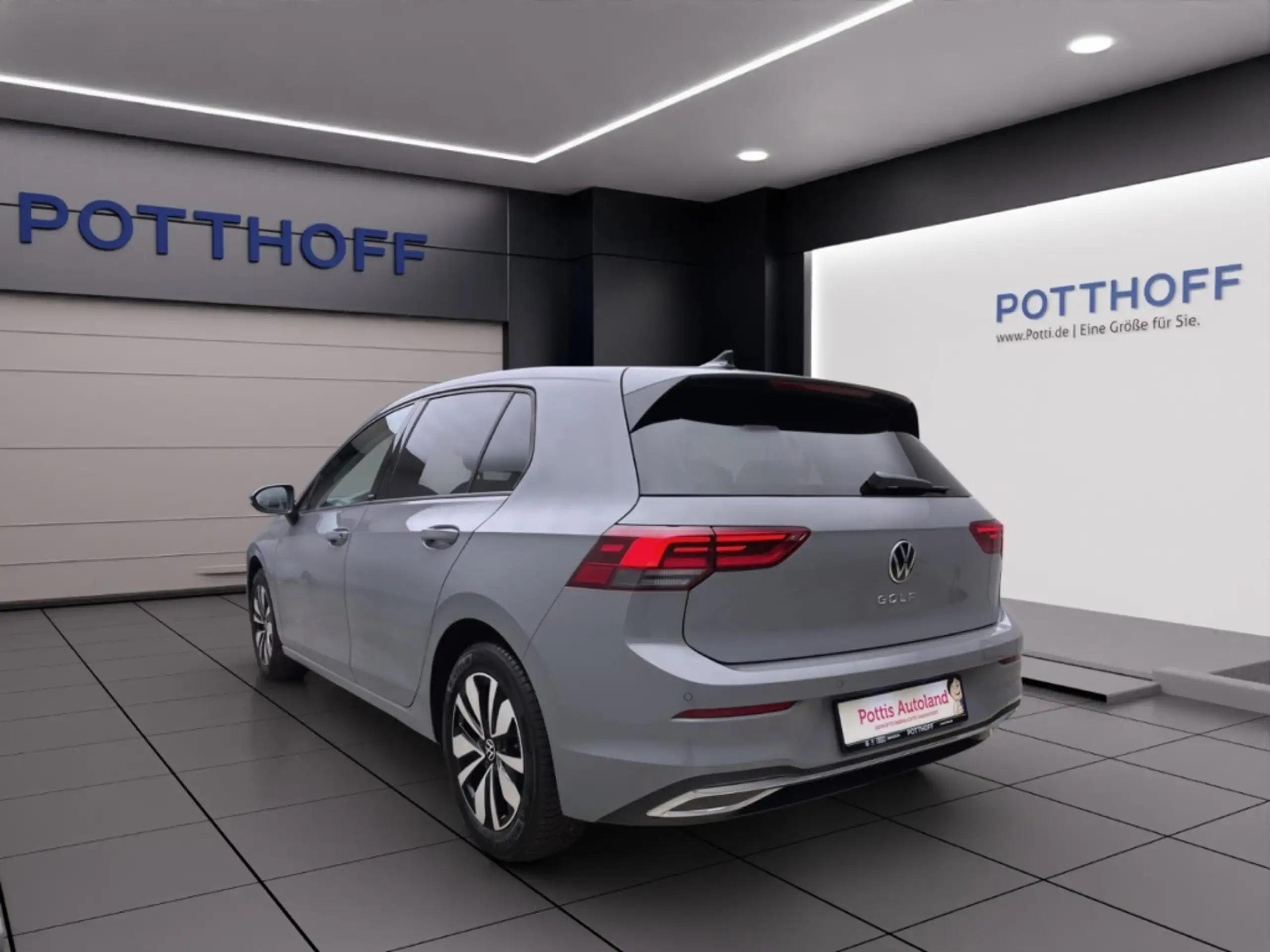 Volkswagen - Golf