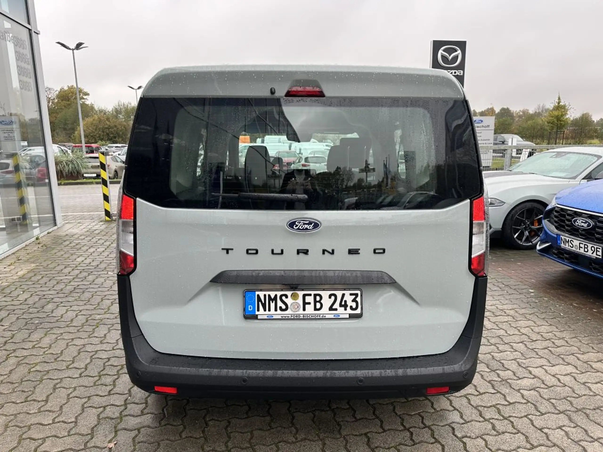 Ford - Tourneo Courier