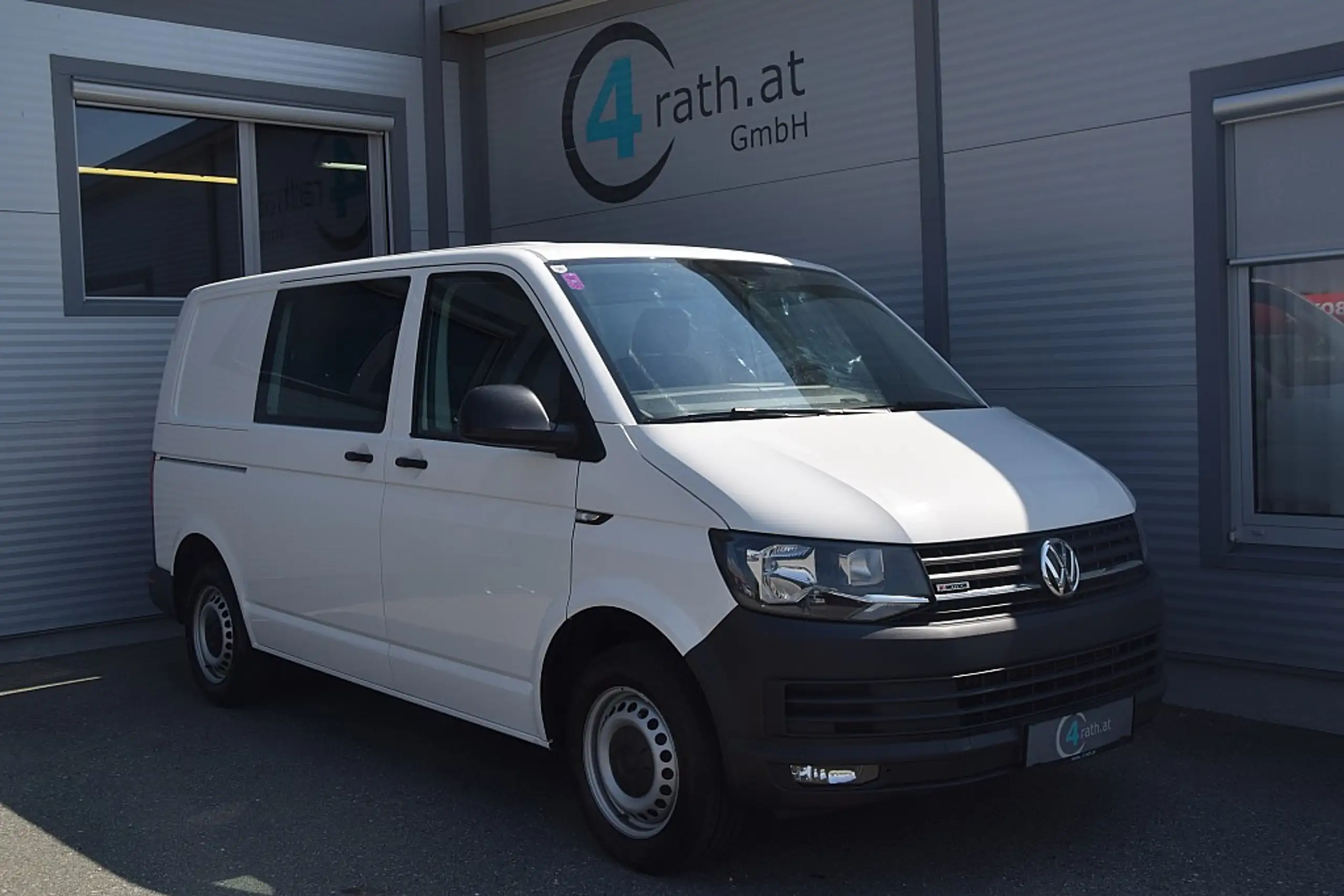 Volkswagen - T6 Transporter